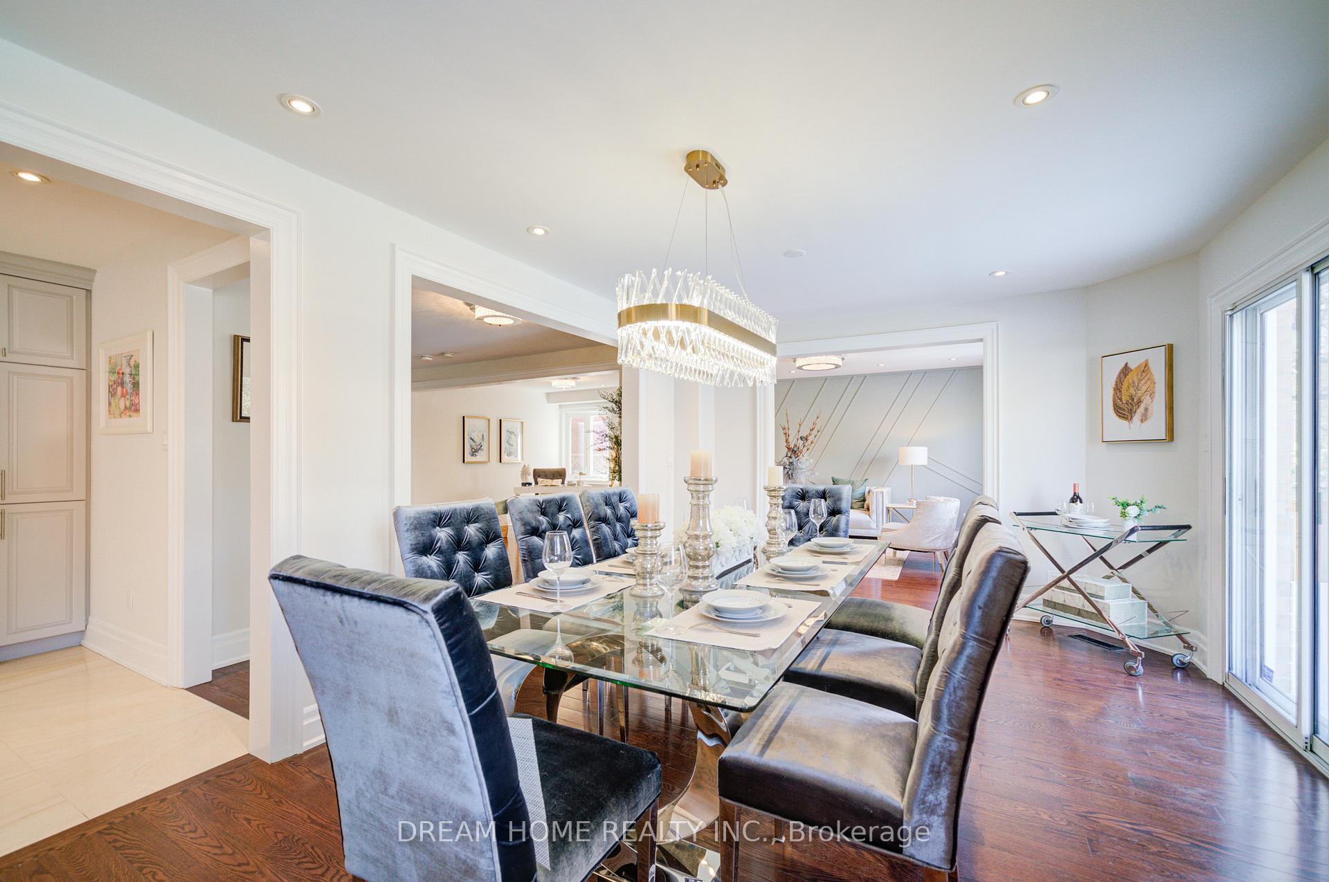 Photo 13 of 3 Moses Crescent, Markham, Cachet — HOMEH