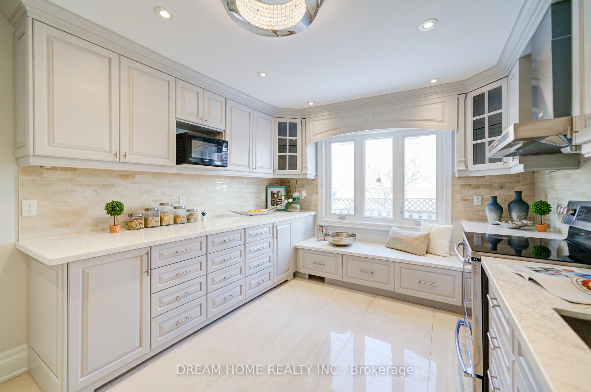 Photo 18 of 3 Moses Crescent, Markham, Cachet — HOMEH
