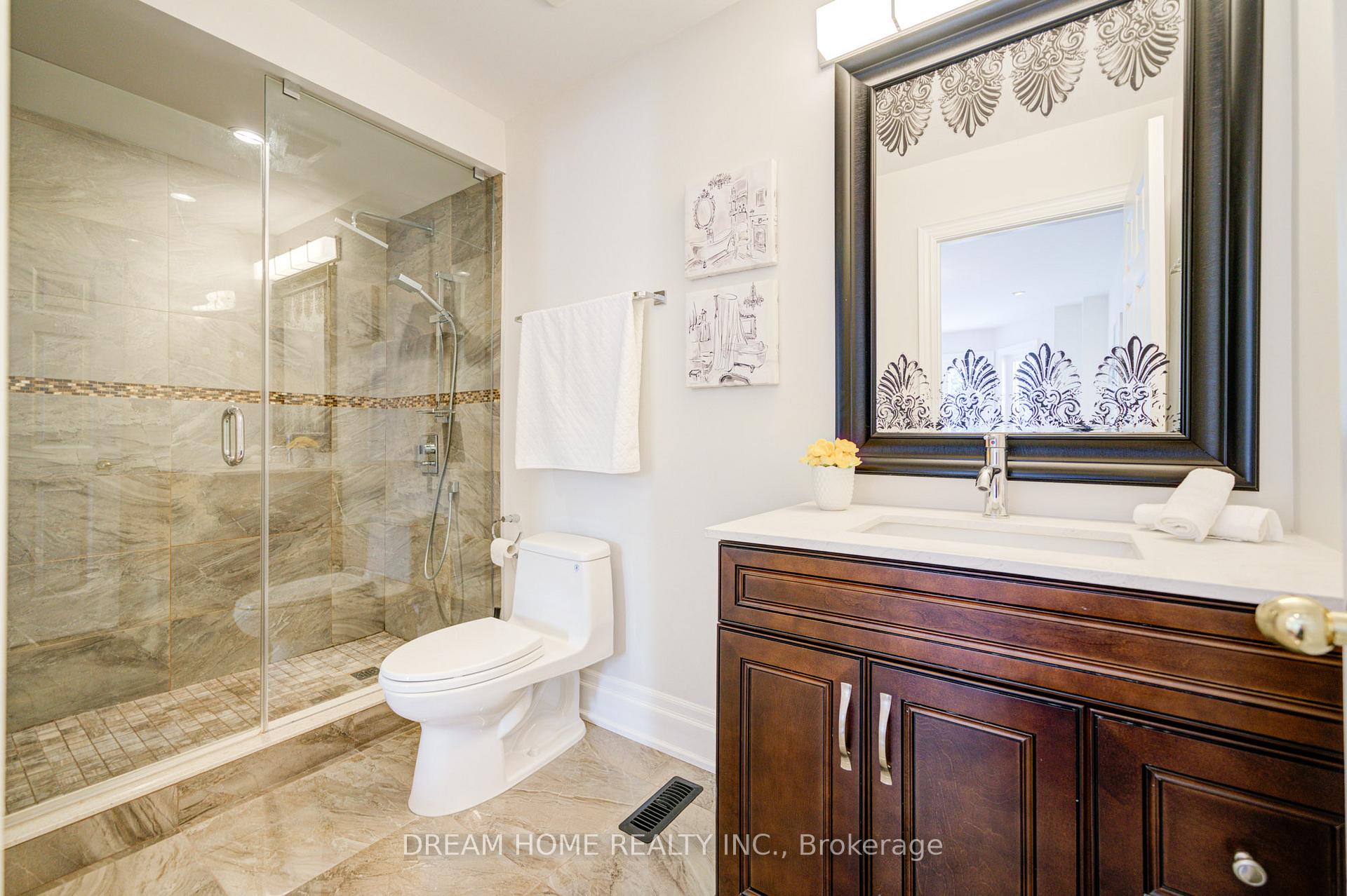 Photo 22 of 3 Moses Crescent, Markham, Cachet — HOMEH