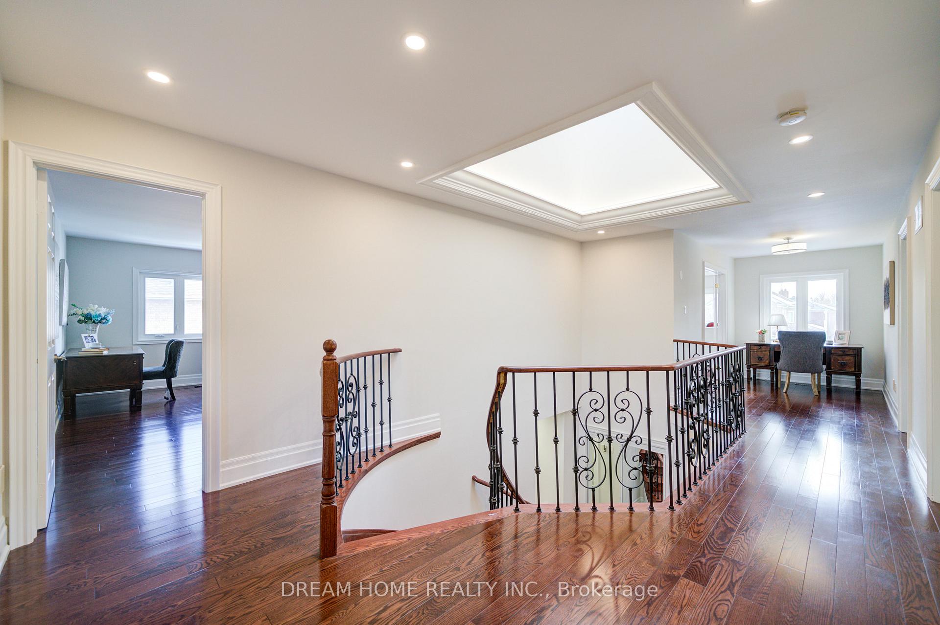 Photo 23 of 3 Moses Crescent, Markham, Cachet — HOMEH