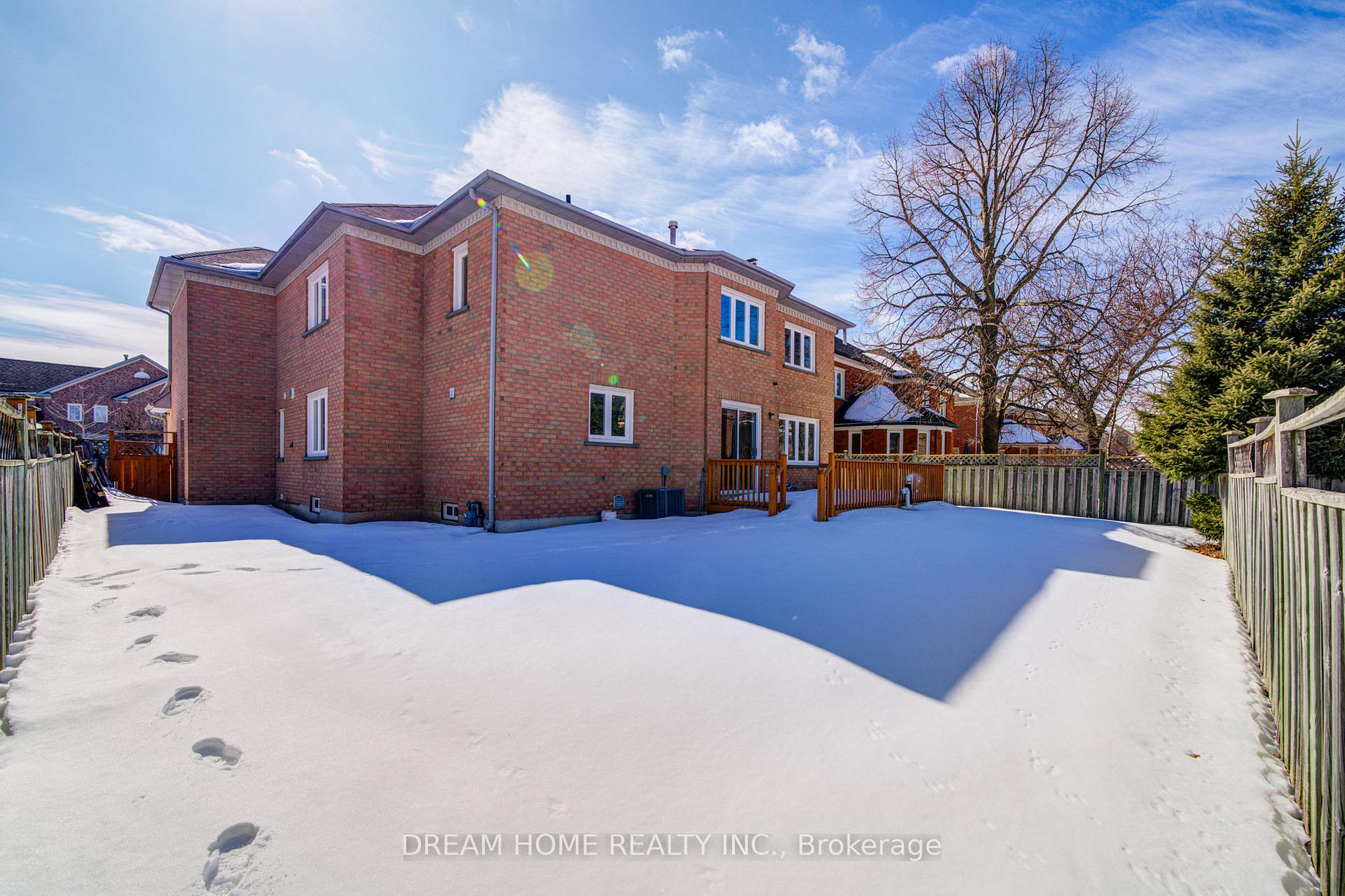 Photo 47 of 3 Moses Crescent, Markham, Cachet — HOMEH
