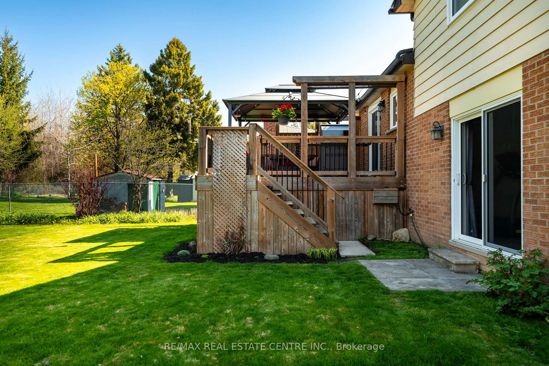 Photo 3 of 83 Highland Drive, Orangeville — HOMEH