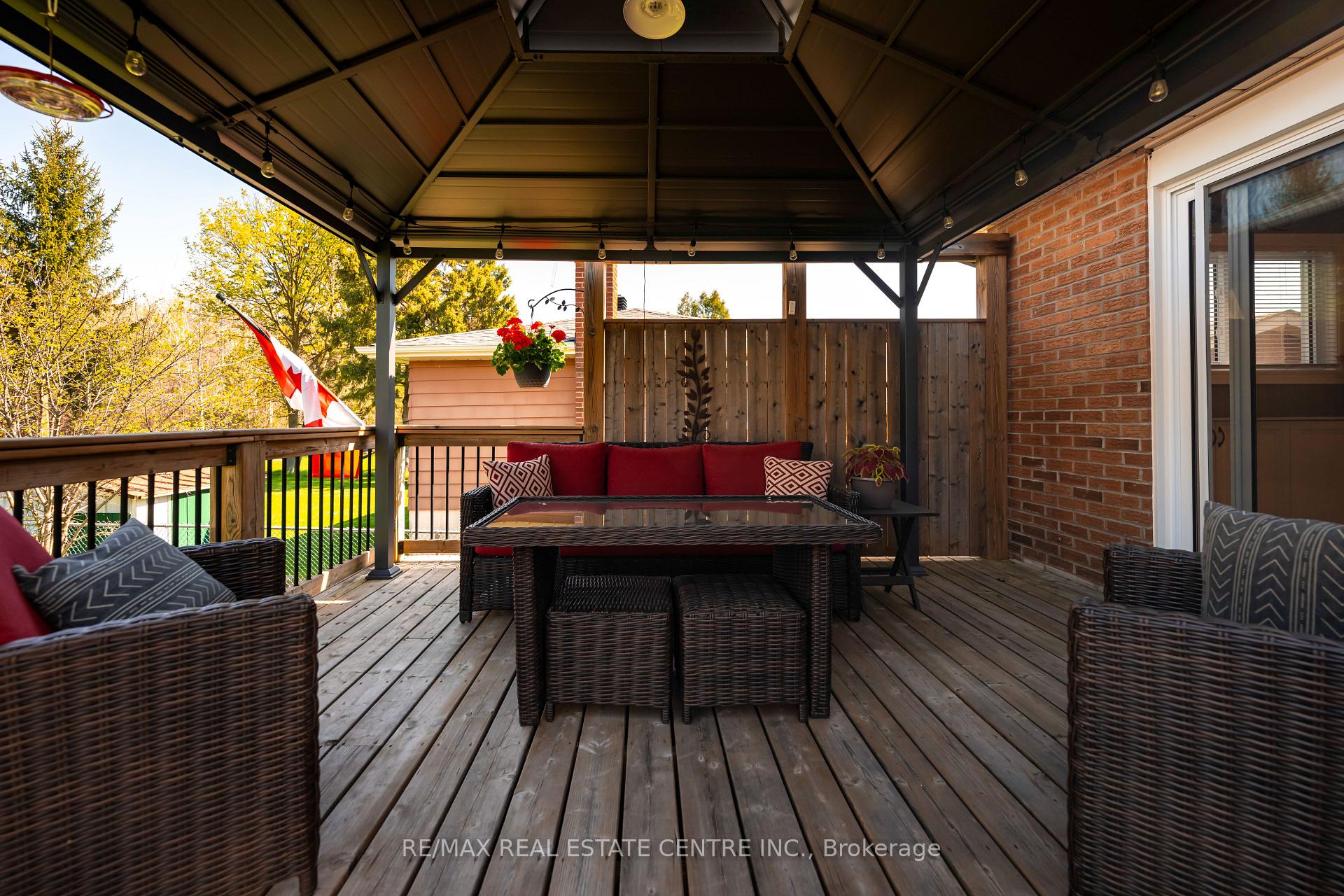 Photo 4 of 83 Highland Drive, Orangeville — HOMEH
