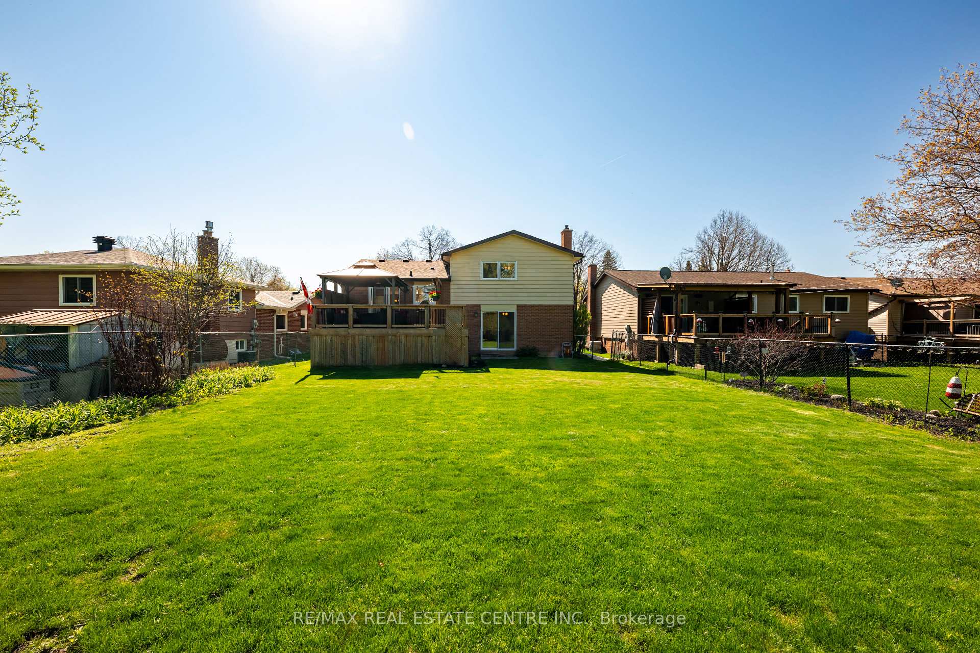 Photo 7 of 83 Highland Drive, Orangeville — HOMEH