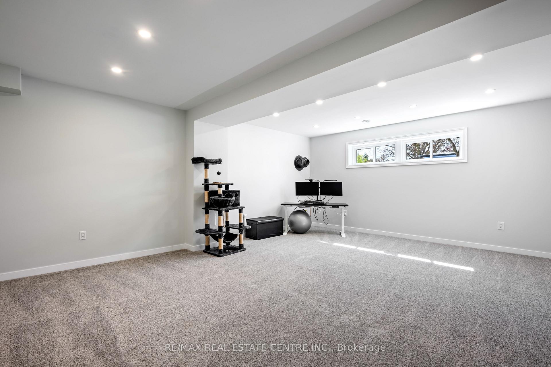 Photo 42 of 83 Highland Drive, Orangeville — HOMEH