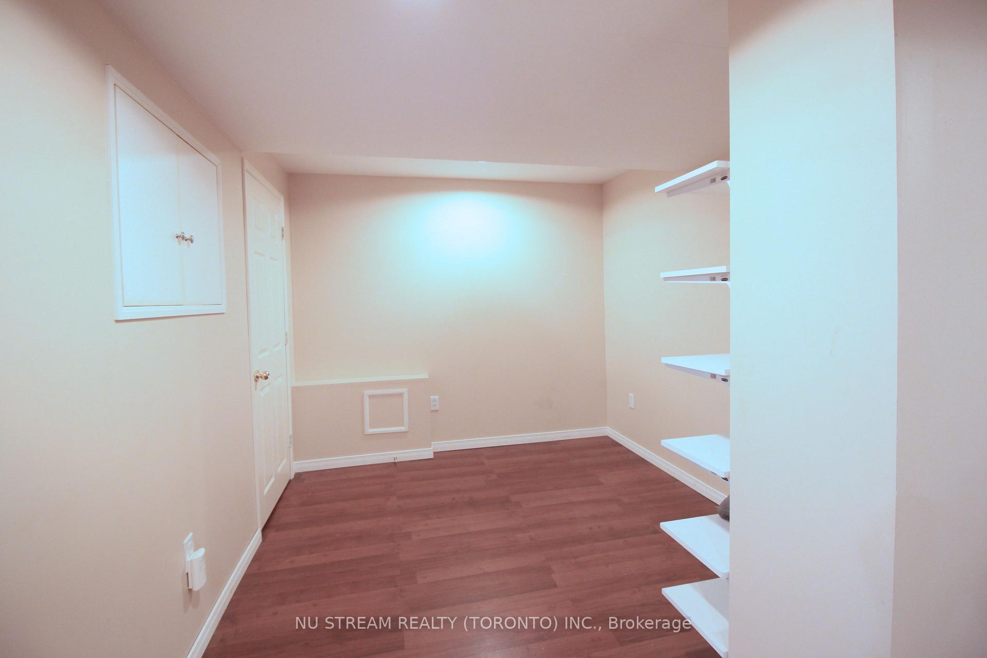 Photo 11 of 249 Madison Heights Boulevard, Markham, Berczy — HOMEH