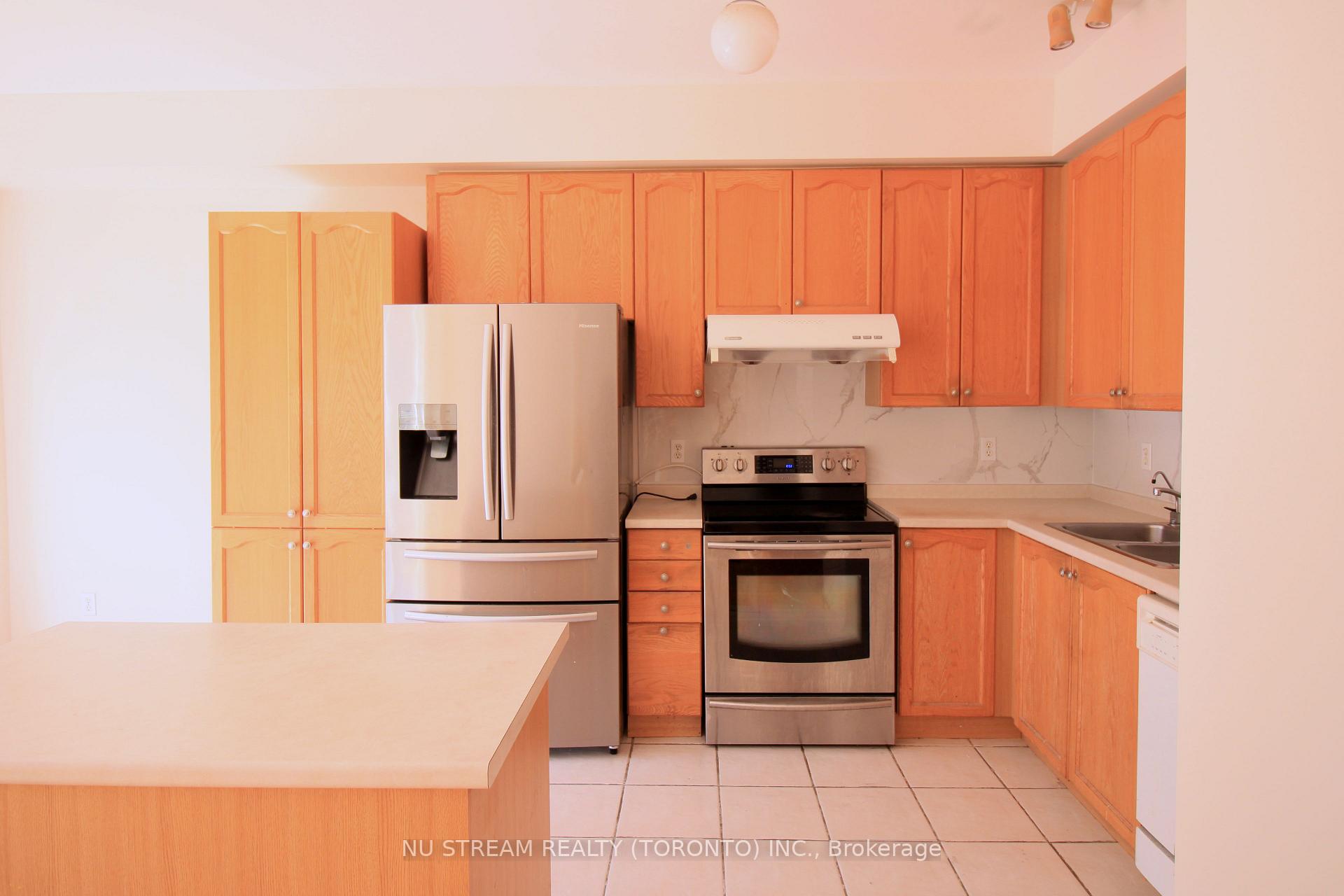 Photo 18 of 249 Madison Heights Boulevard, Markham, Berczy — HOMEH