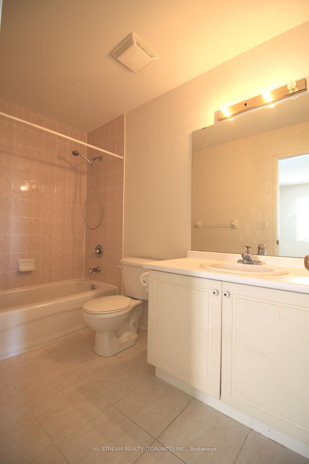 Photo 19 of 249 Madison Heights Boulevard, Markham, Berczy — HOMEH