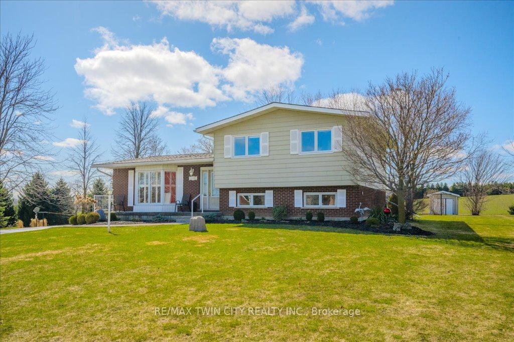 Photo 2 of 4672 Perth Rd 107, Perth East, North Easthope — HOMEH