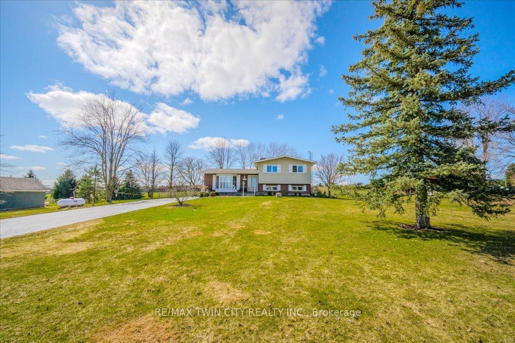 Photo 5 of 4672 Perth Rd 107, Perth East, North Easthope — HOMEH