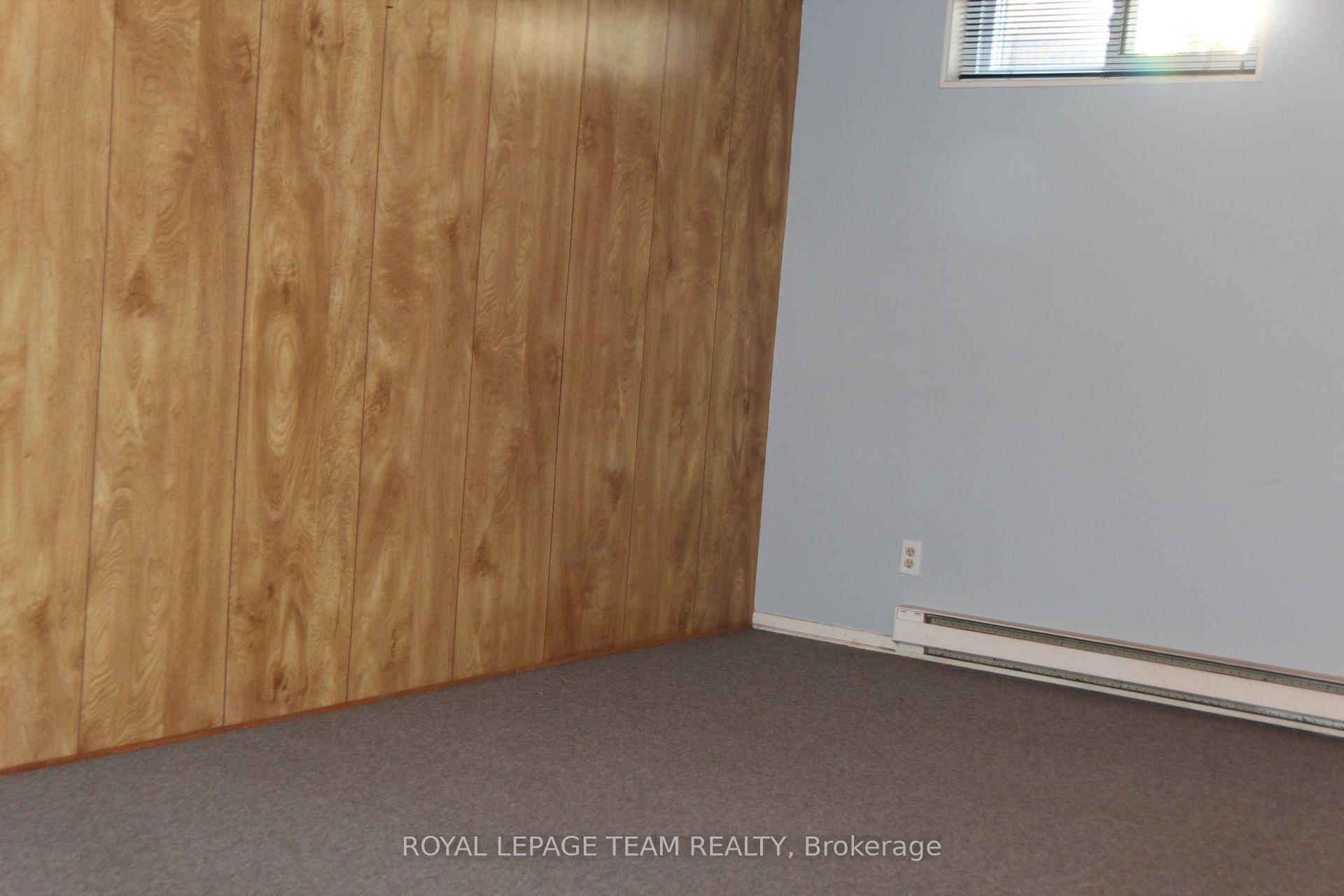 Photo 7 of 322 Des Epinettes Avenue, Ottawa, Queenswood Heights South — HOMEH