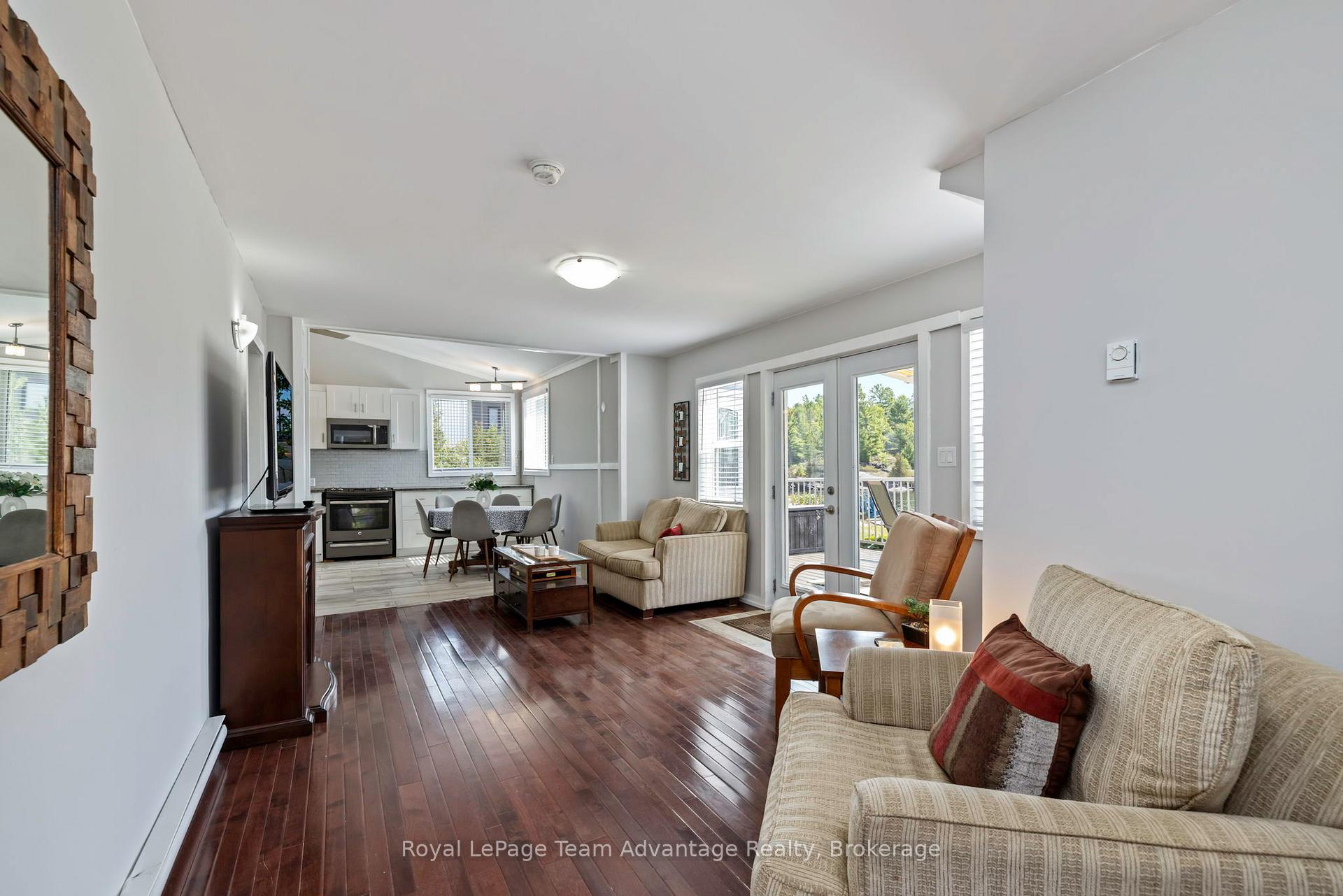 Photo 25 of 2046 Riverside Drive, Parry Sound Remote Area, Wallbridge — HOMEH