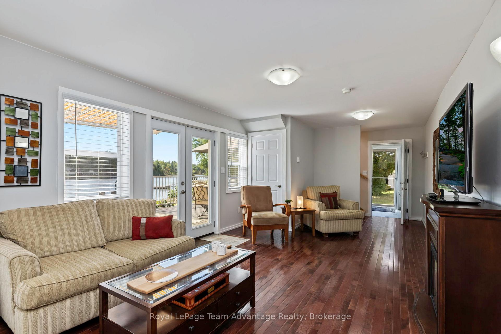 Photo 26 of 2046 Riverside Drive, Parry Sound Remote Area, Wallbridge — HOMEH