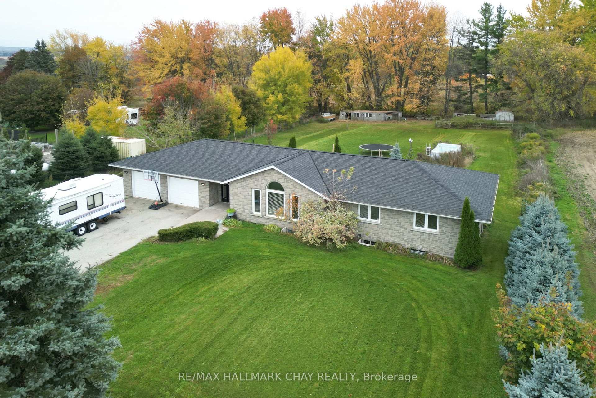 Photo 1 of 7067 5th Sideroad, New Tecumseth, Alliston — HOMEH