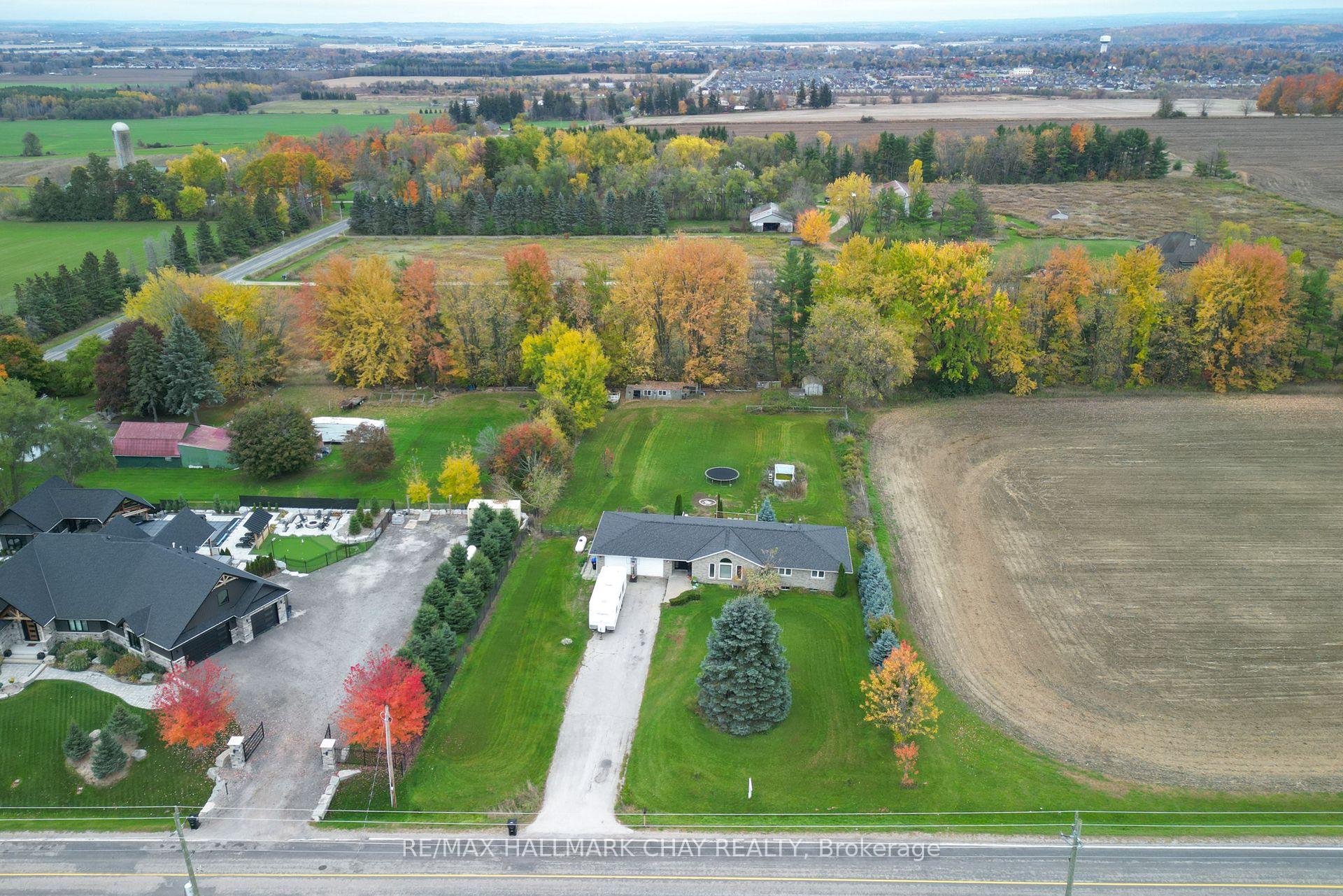 Photo 24 of 7067 5th Sideroad, New Tecumseth, Alliston — HOMEH