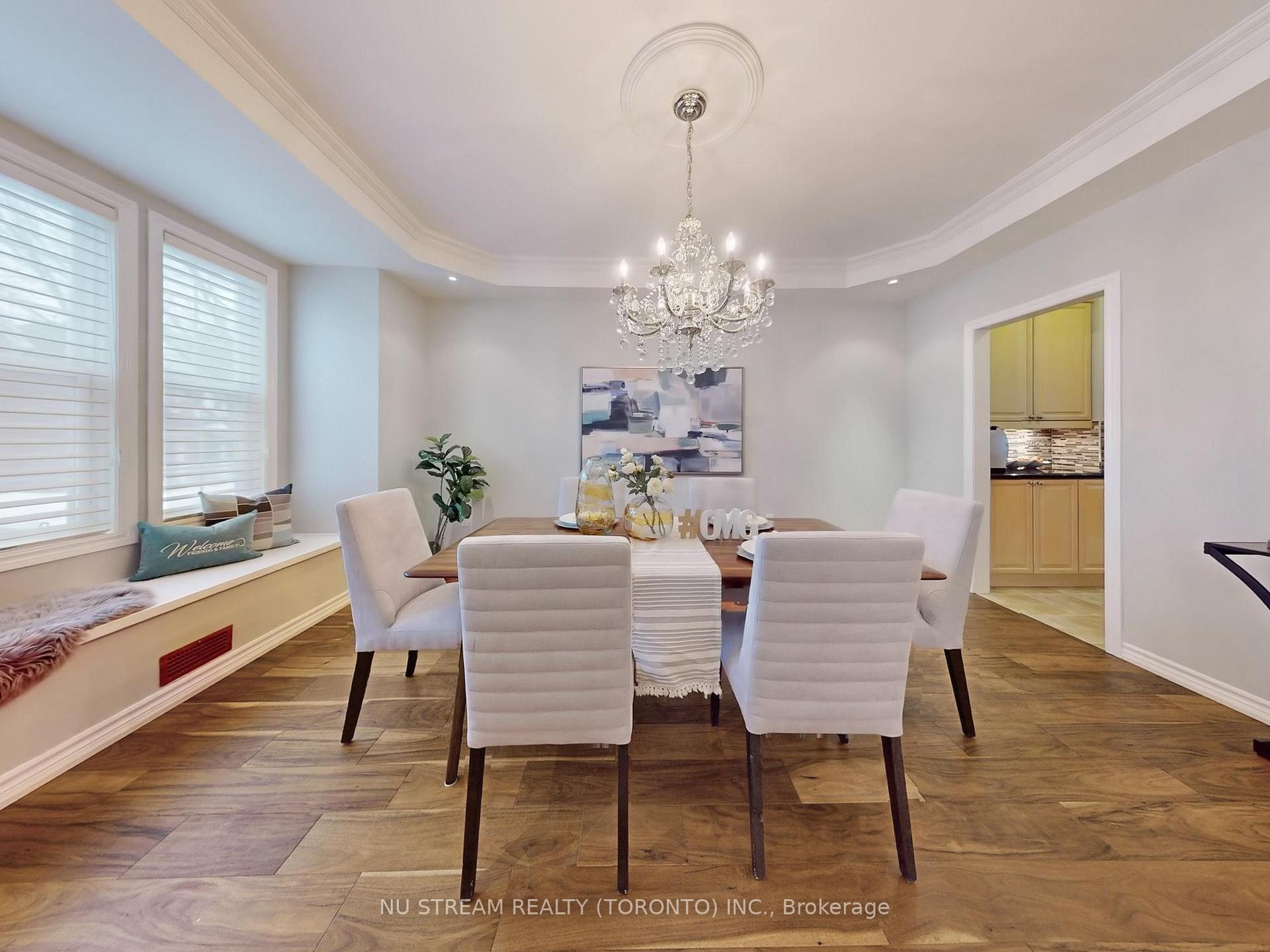 Photo 7 of 26 Woodgrove Trail, Markham, Angus Glen — HOMEH