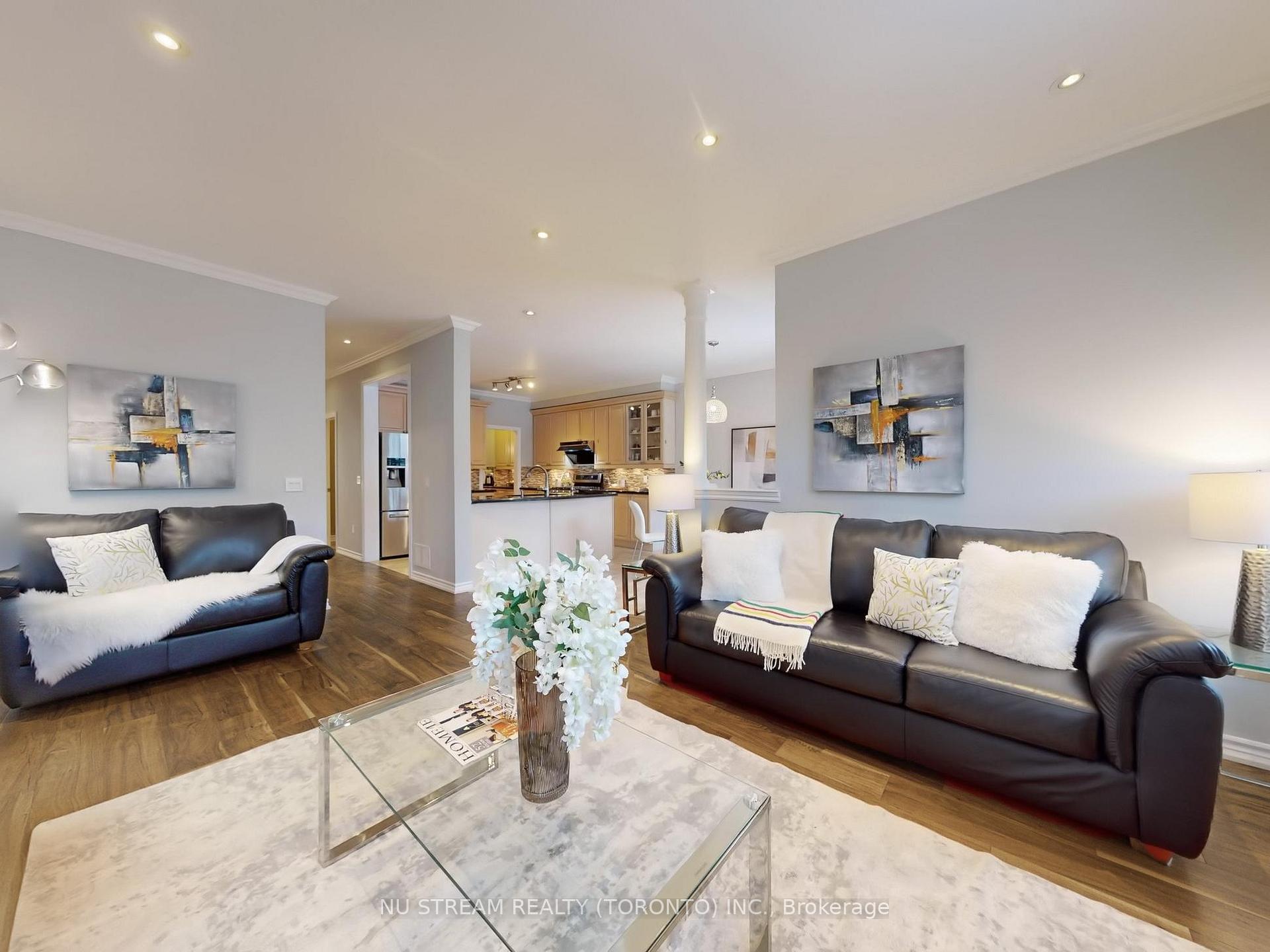 Photo 12 of 26 Woodgrove Trail, Markham, Angus Glen — HOMEH