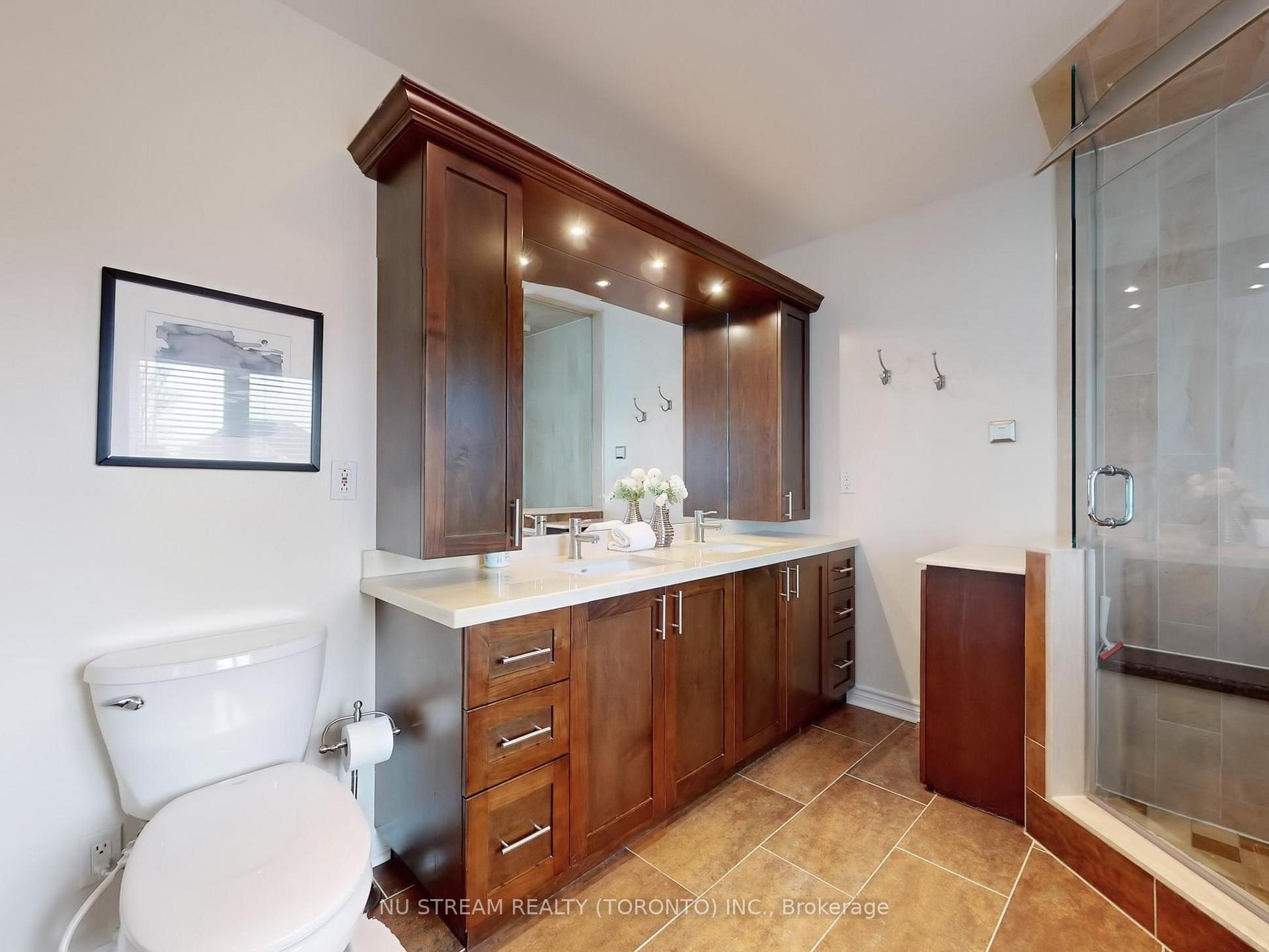 Photo 24 of 26 Woodgrove Trail, Markham, Angus Glen — HOMEH
