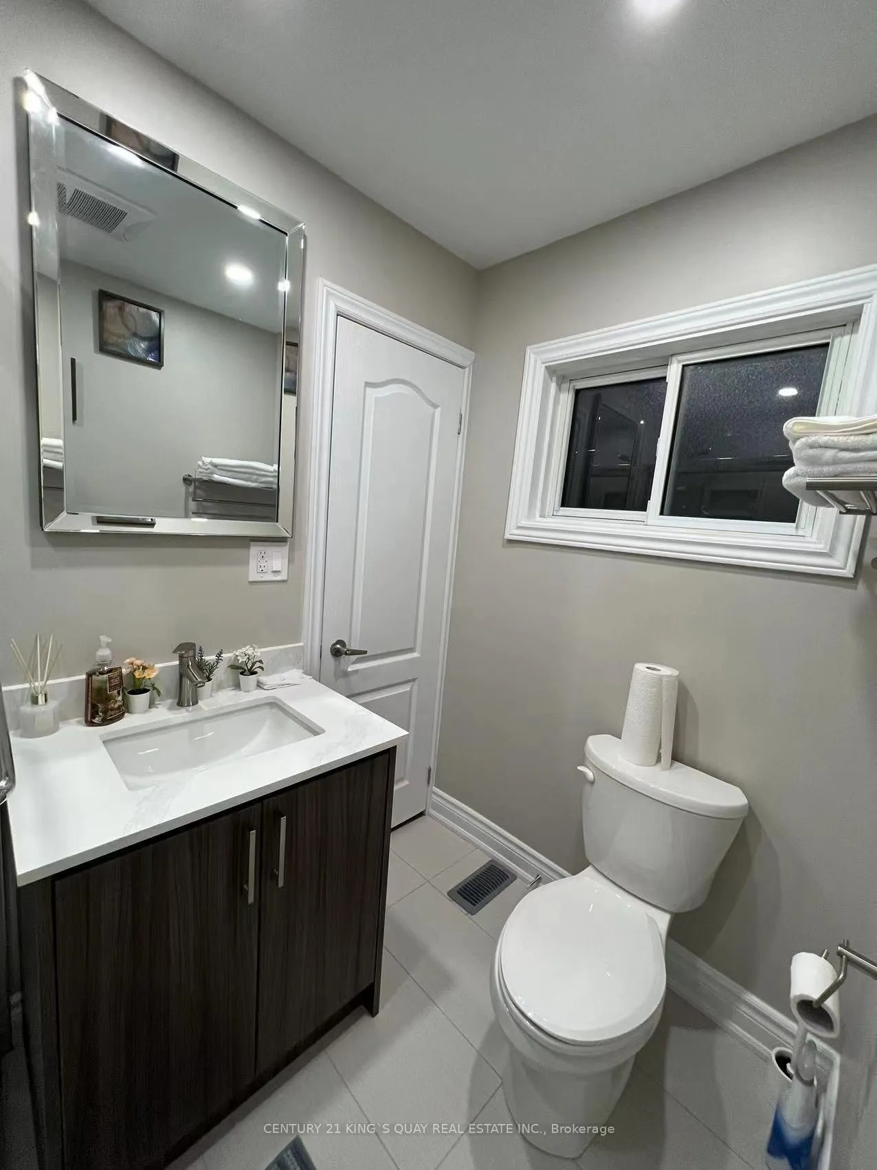 Photo 12 of Unit 1-2, 4087 Portage Road, Niagara Falls, Cherrywood — HOMEH