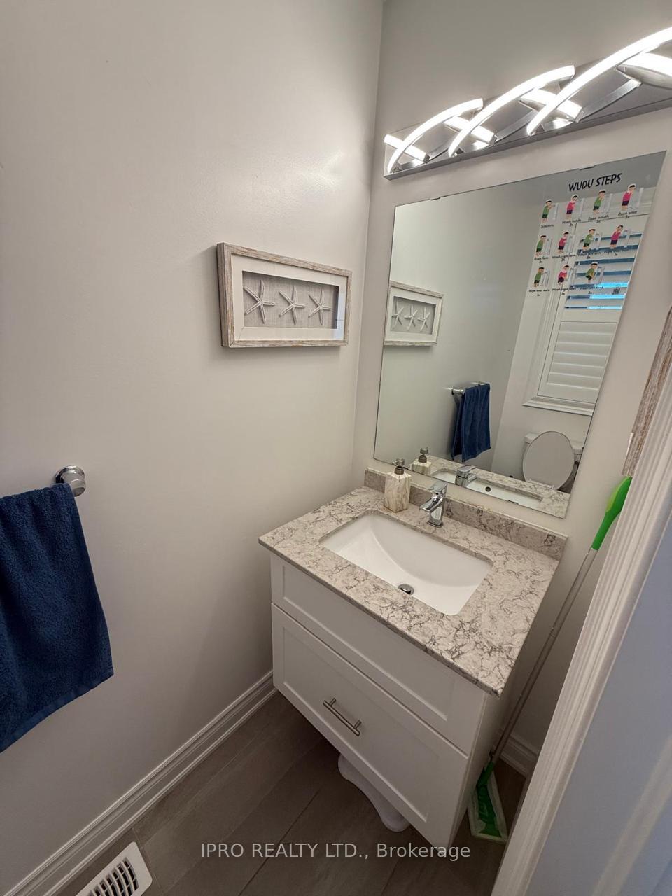 Photo 7 of 451 Ramsey Place, Milton, Ford — HOMEH