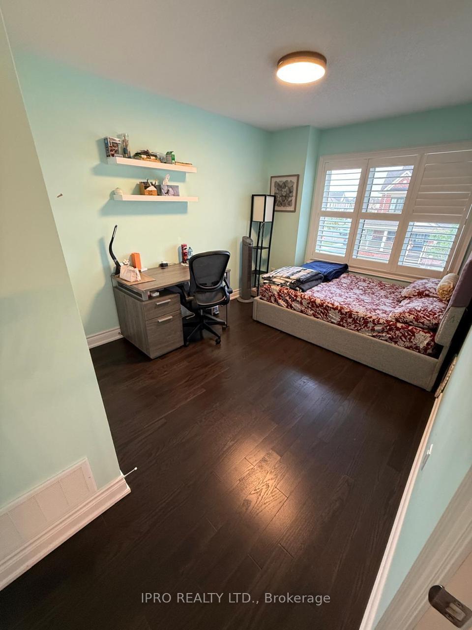 Photo 8 of 451 Ramsey Place, Milton, Ford — HOMEH