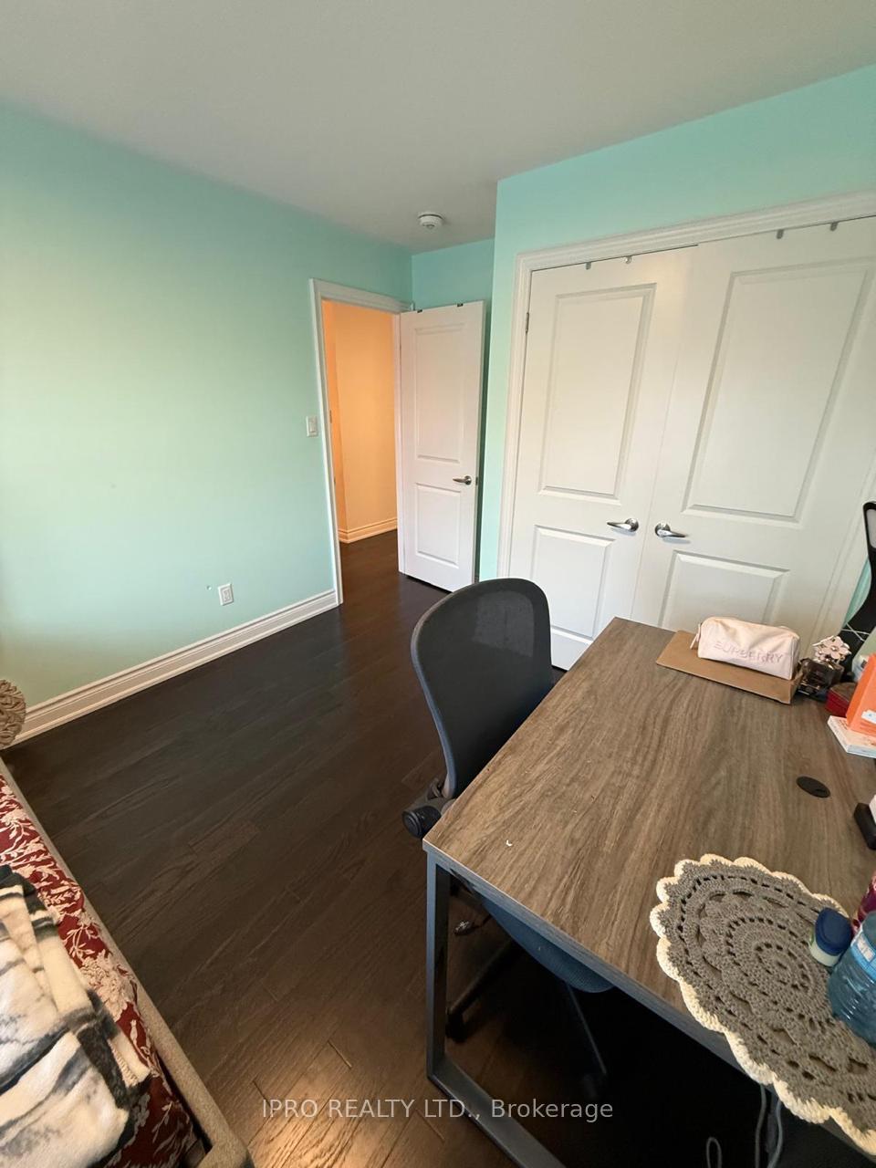 Photo 9 of 451 Ramsey Place, Milton, Ford — HOMEH