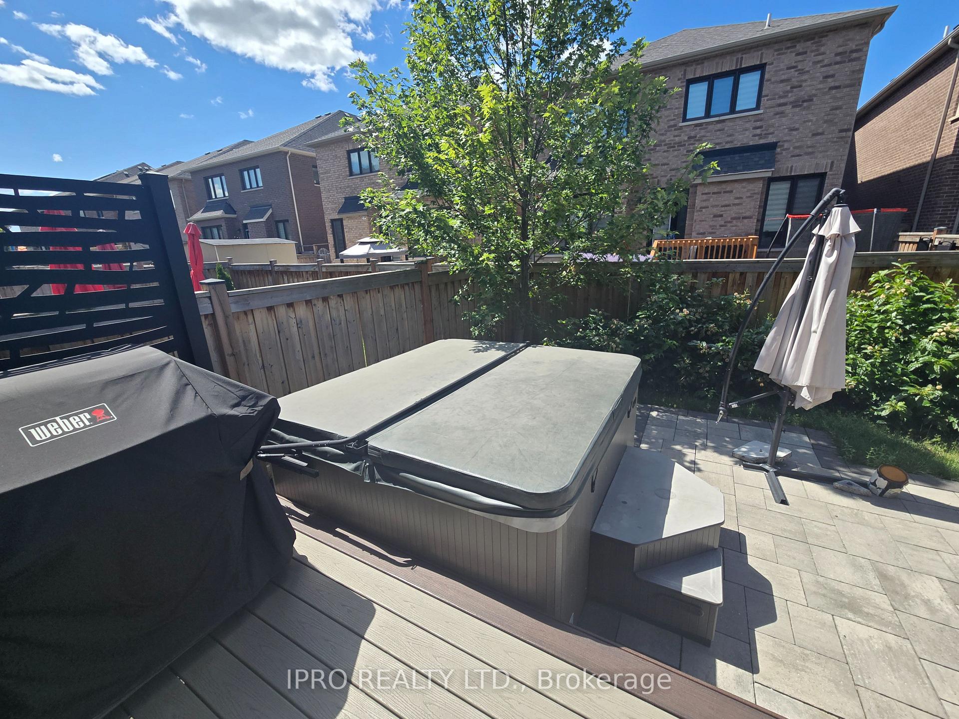 Photo 13 of 451 Ramsey Place, Milton, Ford — HOMEH