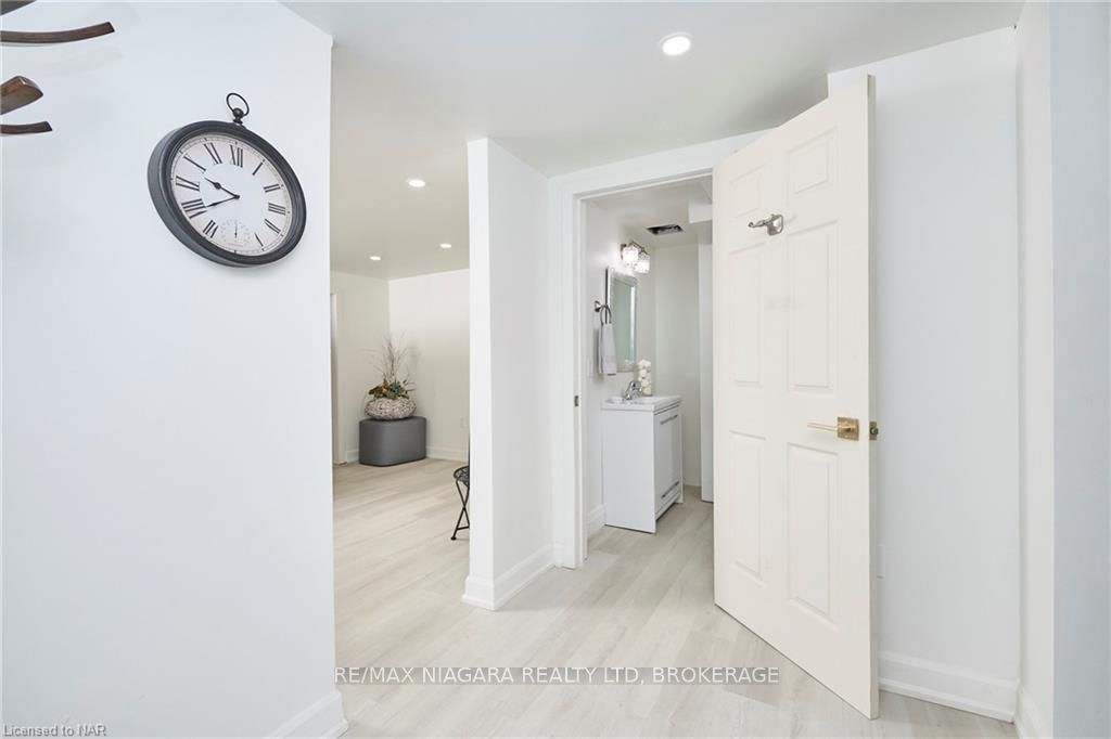 Photo 8 of Unit Main, 16 Highway 20 W, Pelham, Fonthill — HOMEH