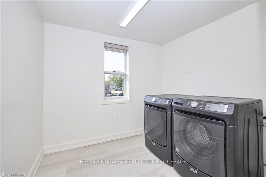 Photo 17 of Unit Main, 16 Highway 20 W, Pelham, Fonthill — HOMEH