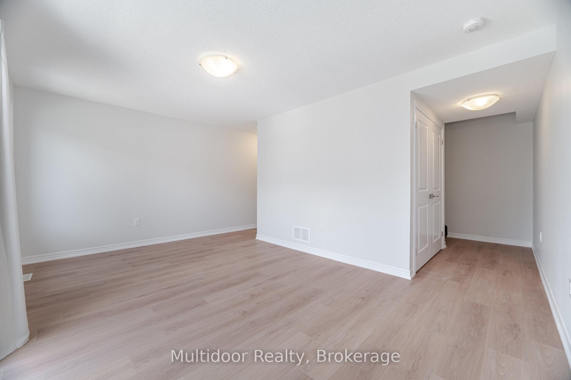 Photo 5 of Unit 52, 445 Ontario Street S, Milton, Timberlea — HOMEH