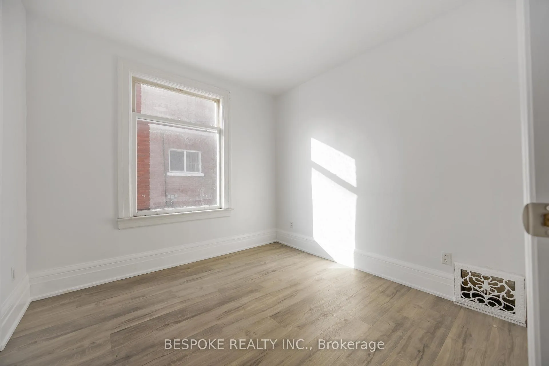 Photo 26 of Unit RM 1, 140 Elgin Street E, Oshawa, O'Neill — HOMEH
