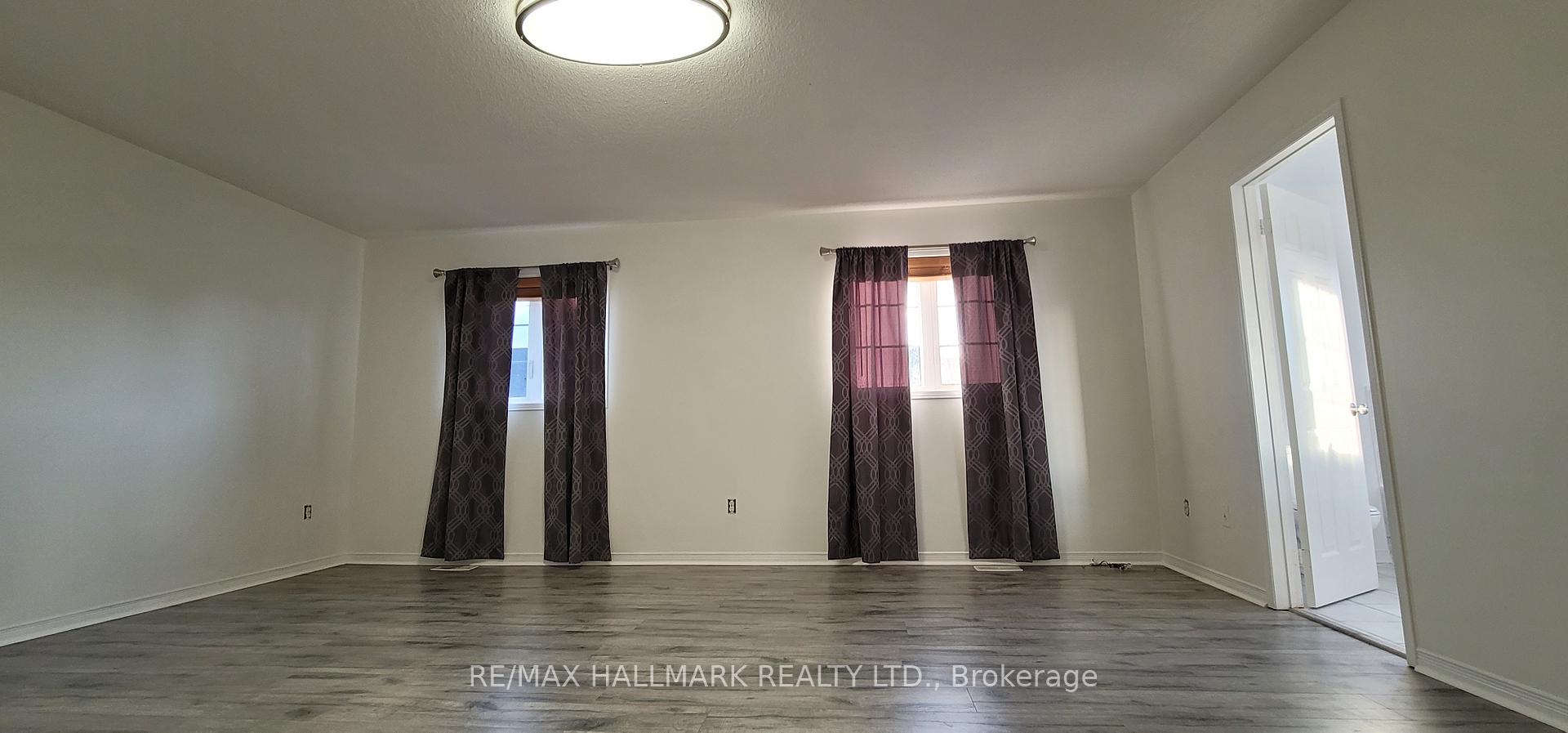 Photo 11 of 15 Oakmoor Lane, Markham, Cornell — HOMEH
