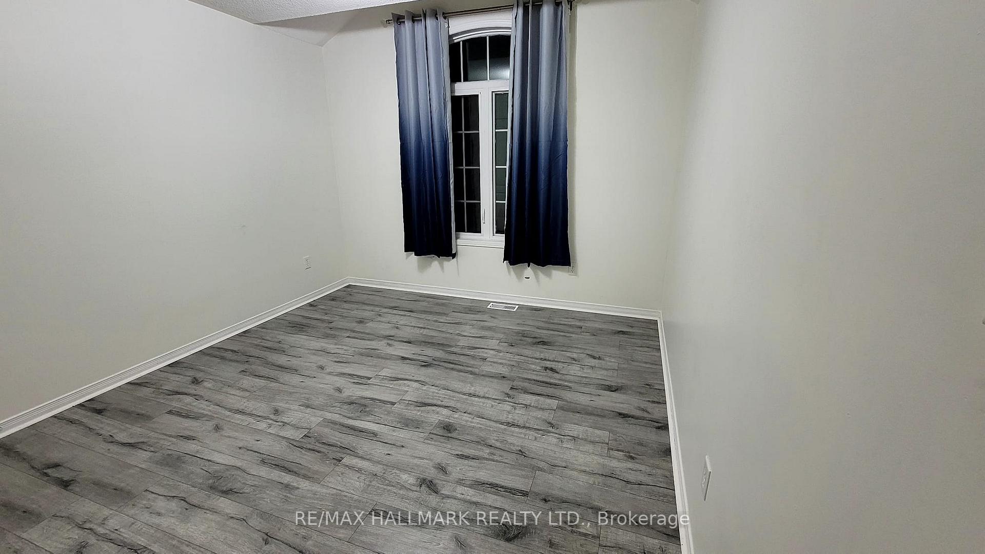 Photo 26 of 15 Oakmoor Lane, Markham, Cornell — HOMEH