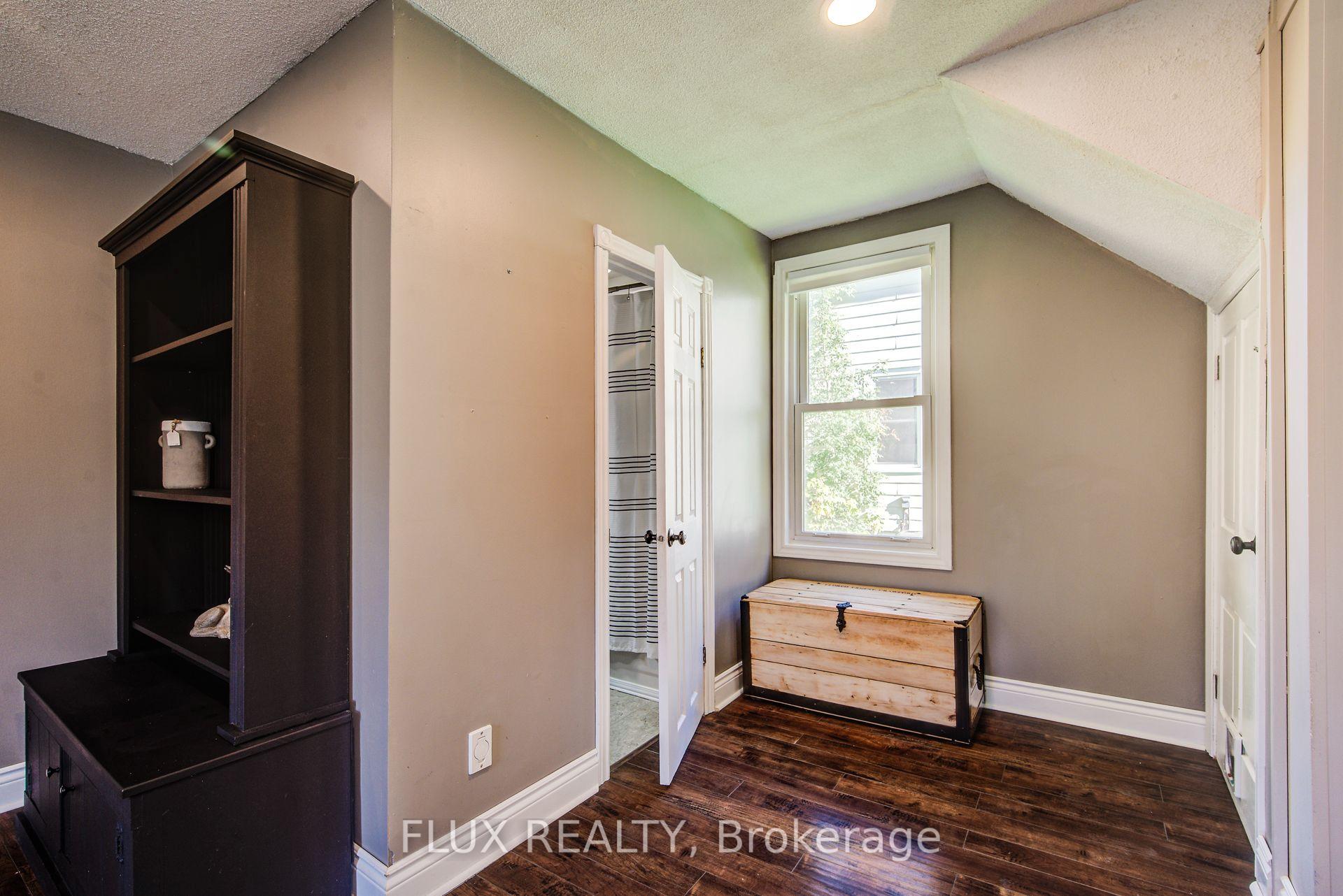 Photo 14 of 379 Livingstone Avenue N, North Perth, Listowel — HOMEH