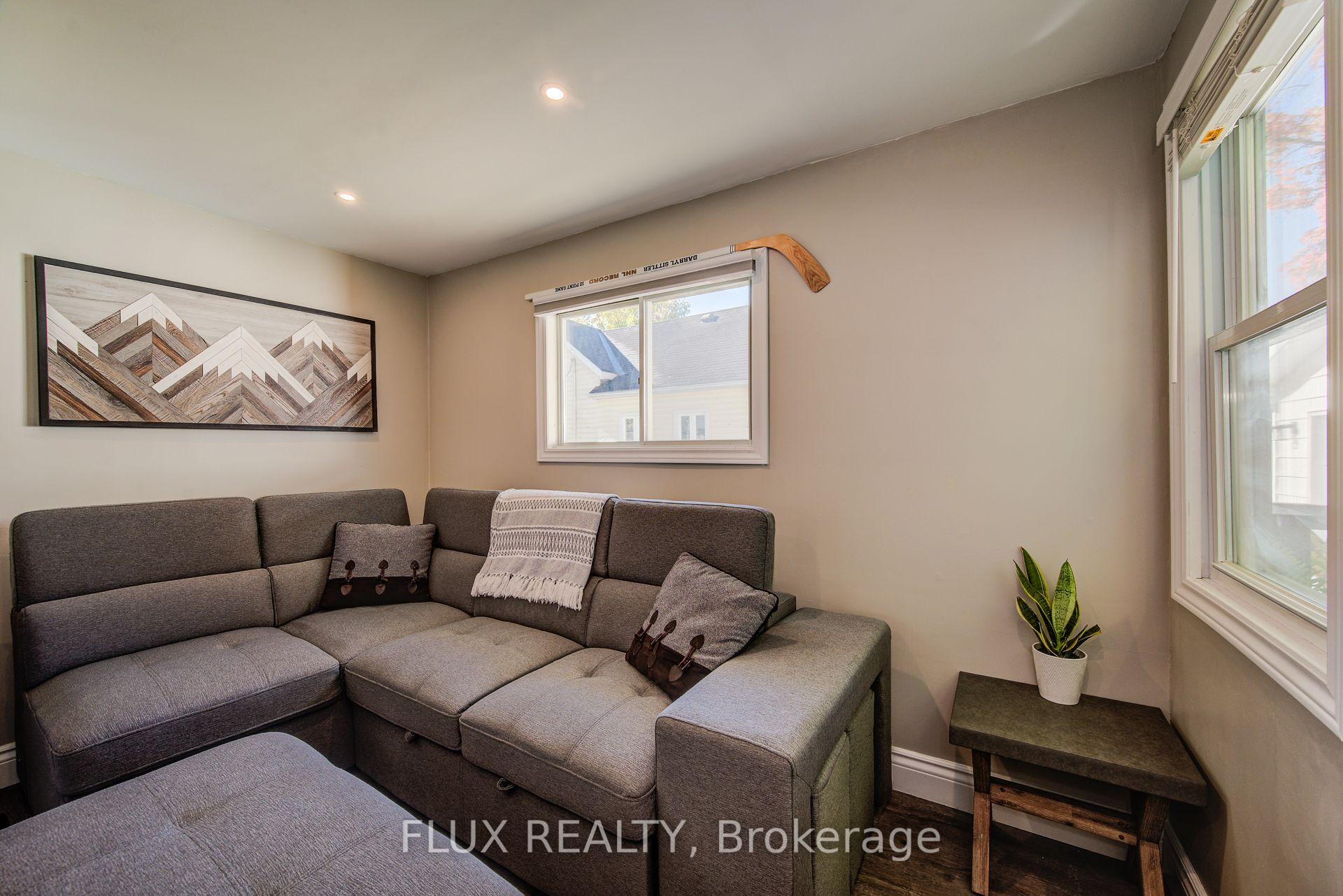 Photo 21 of 379 Livingstone Avenue N, North Perth, Listowel — HOMEH