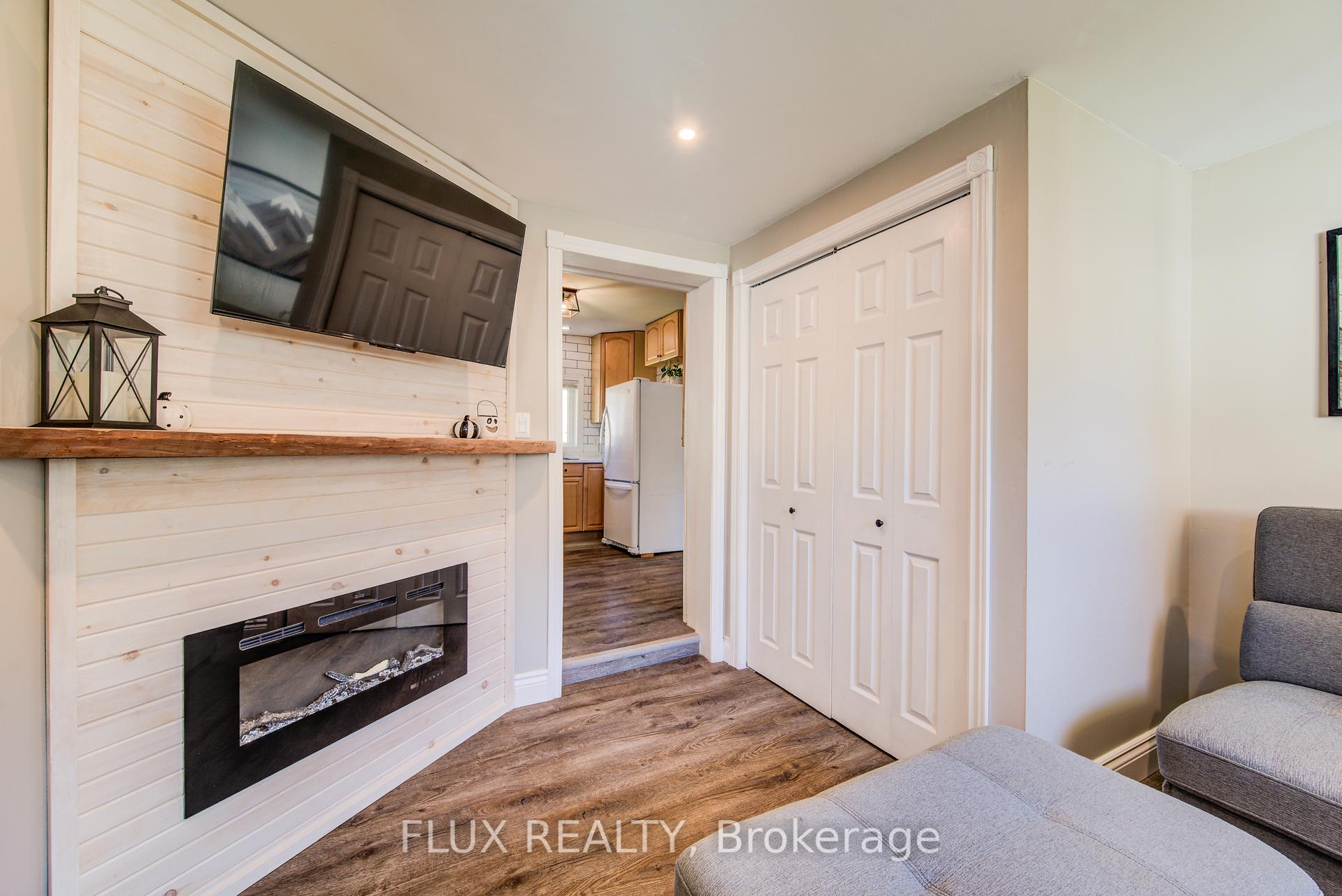 Photo 22 of 379 Livingstone Avenue N, North Perth, Listowel — HOMEH