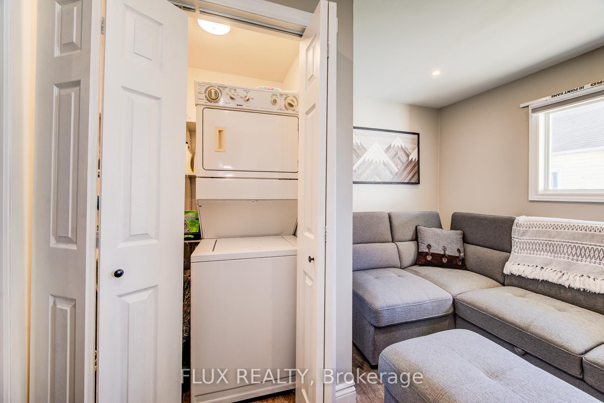 Photo 23 of 379 Livingstone Avenue N, North Perth, Listowel — HOMEH