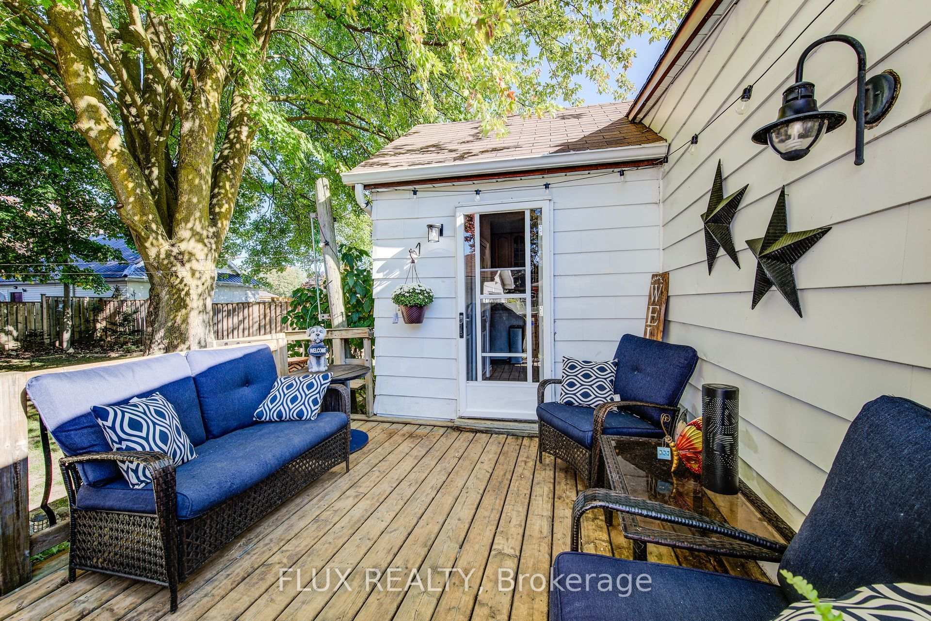 Photo 31 of 379 Livingstone Avenue N, North Perth, Listowel — HOMEH