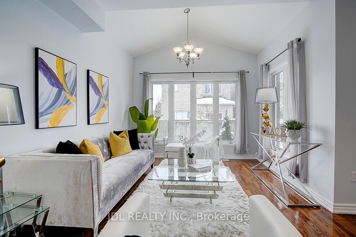 Photo 1 of 125 Goldenwood Crescent, Markham, Greensborough — HOMEH