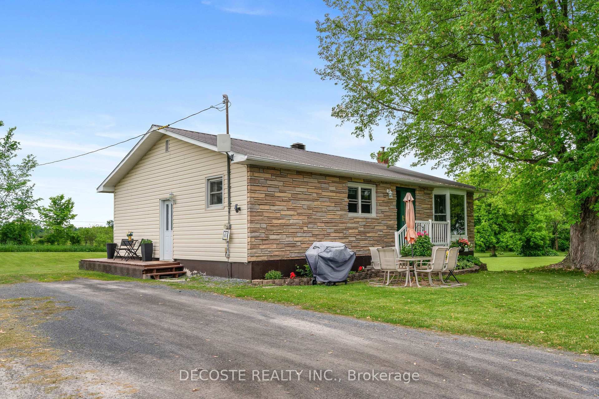 Photo 3 of 20001 County Road 43, North Glengarry, North Glengarry (Kenyon) Twp — HOMEH