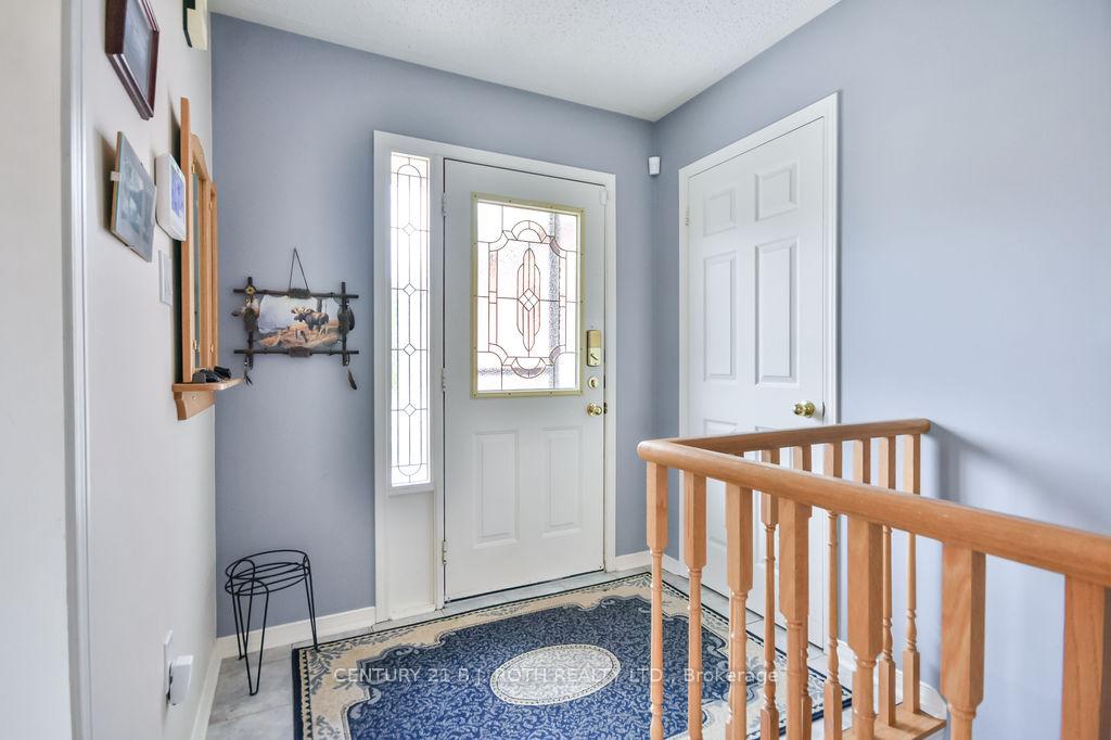 Photo 3 of 26 Johnson Street, Orillia — HOMEH