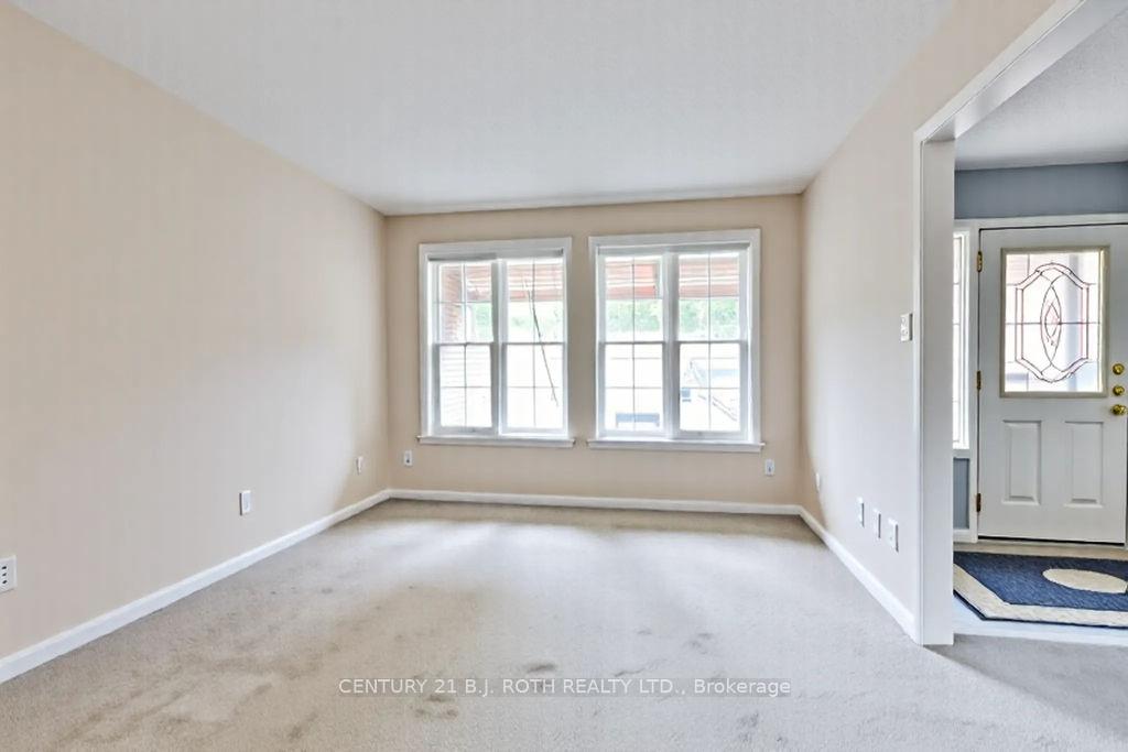 Photo 10 of 26 Johnson Street, Orillia — HOMEH
