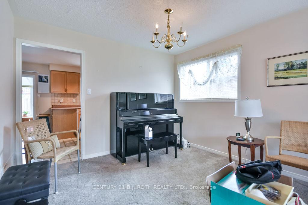 Photo 12 of 26 Johnson Street, Orillia — HOMEH
