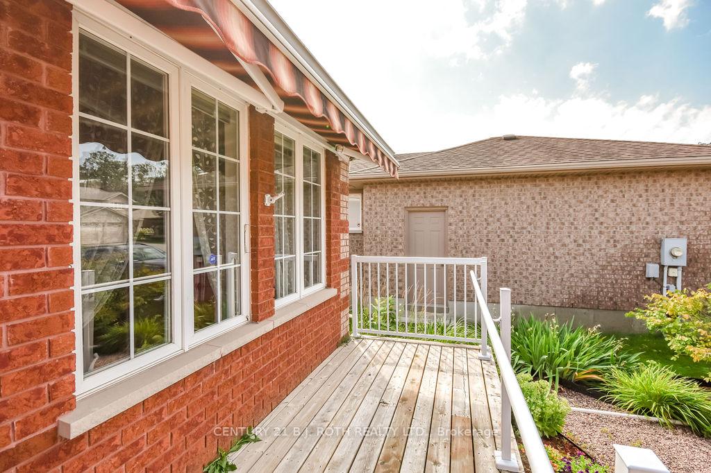 Photo 33 of 26 Johnson Street, Orillia — HOMEH