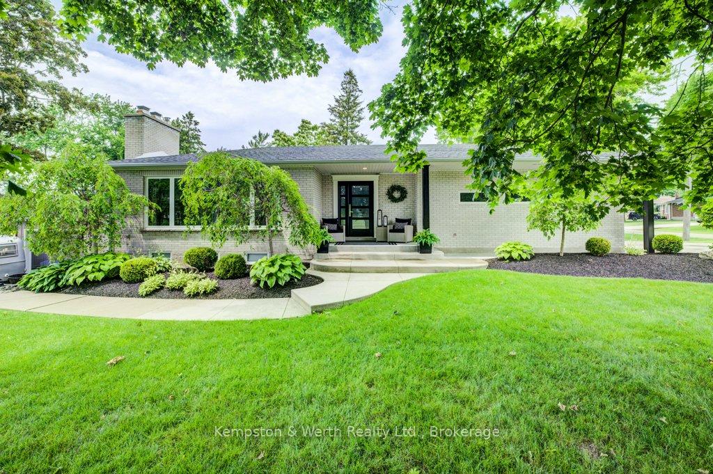 Photo 2 of 34 Jackson Crescent, North Perth, Listowel — HOMEH