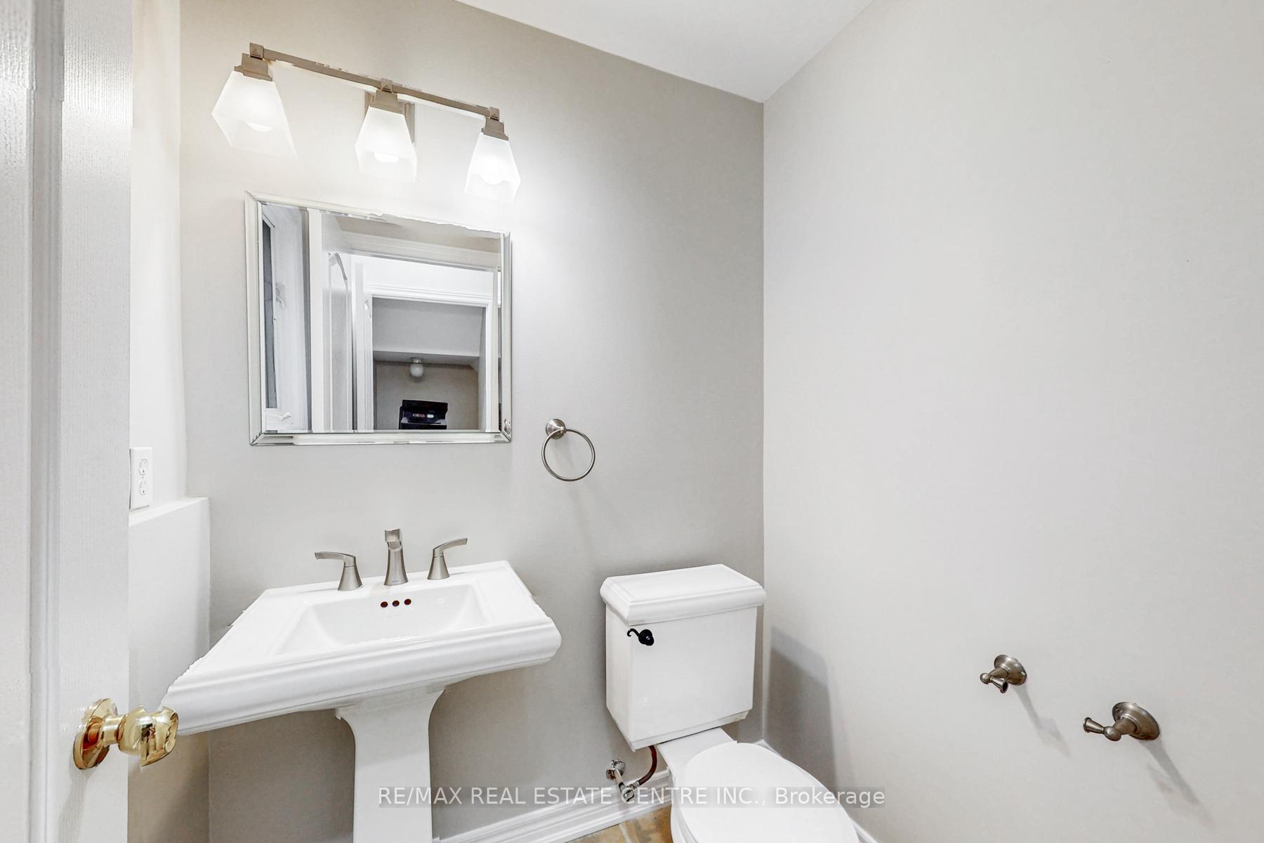 Photo 9 of 495 Willmott Crescent, Milton, Clarke — HOMEH