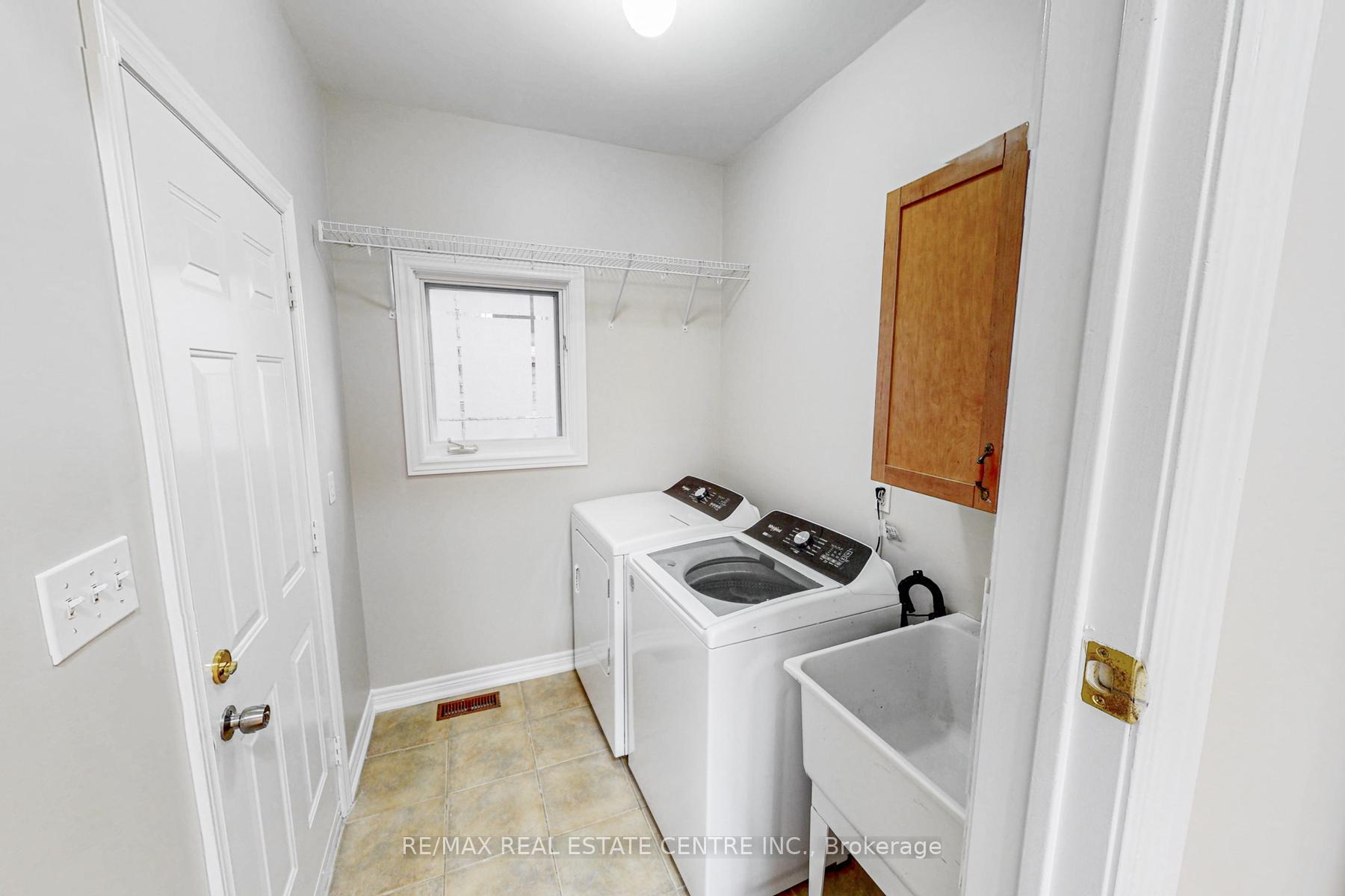 Photo 11 of 495 Willmott Crescent, Milton, Clarke — HOMEH