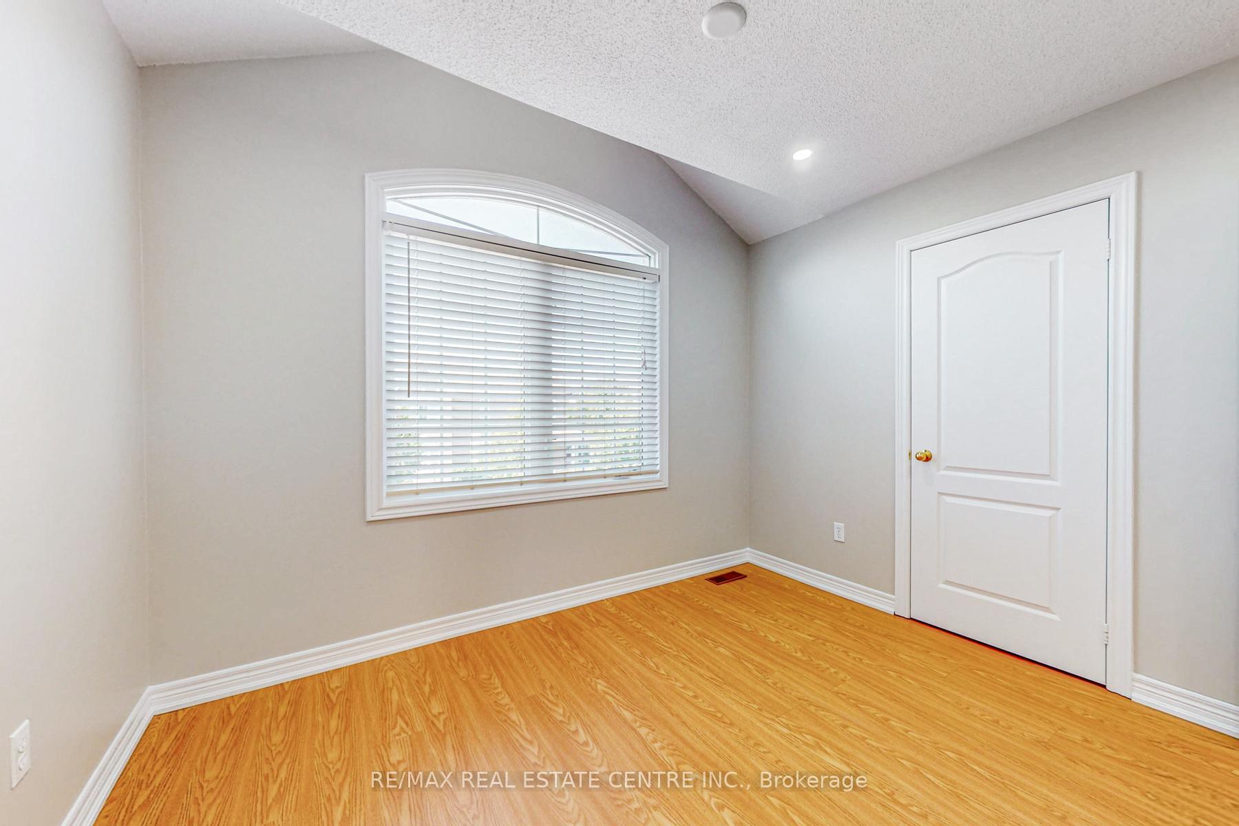 Photo 20 of 495 Willmott Crescent, Milton, Clarke — HOMEH