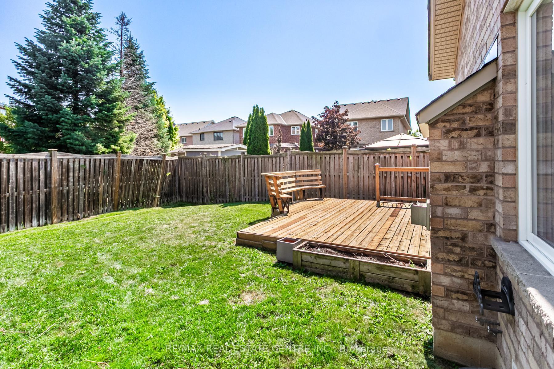 Photo 24 of 495 Willmott Crescent, Milton, Clarke — HOMEH