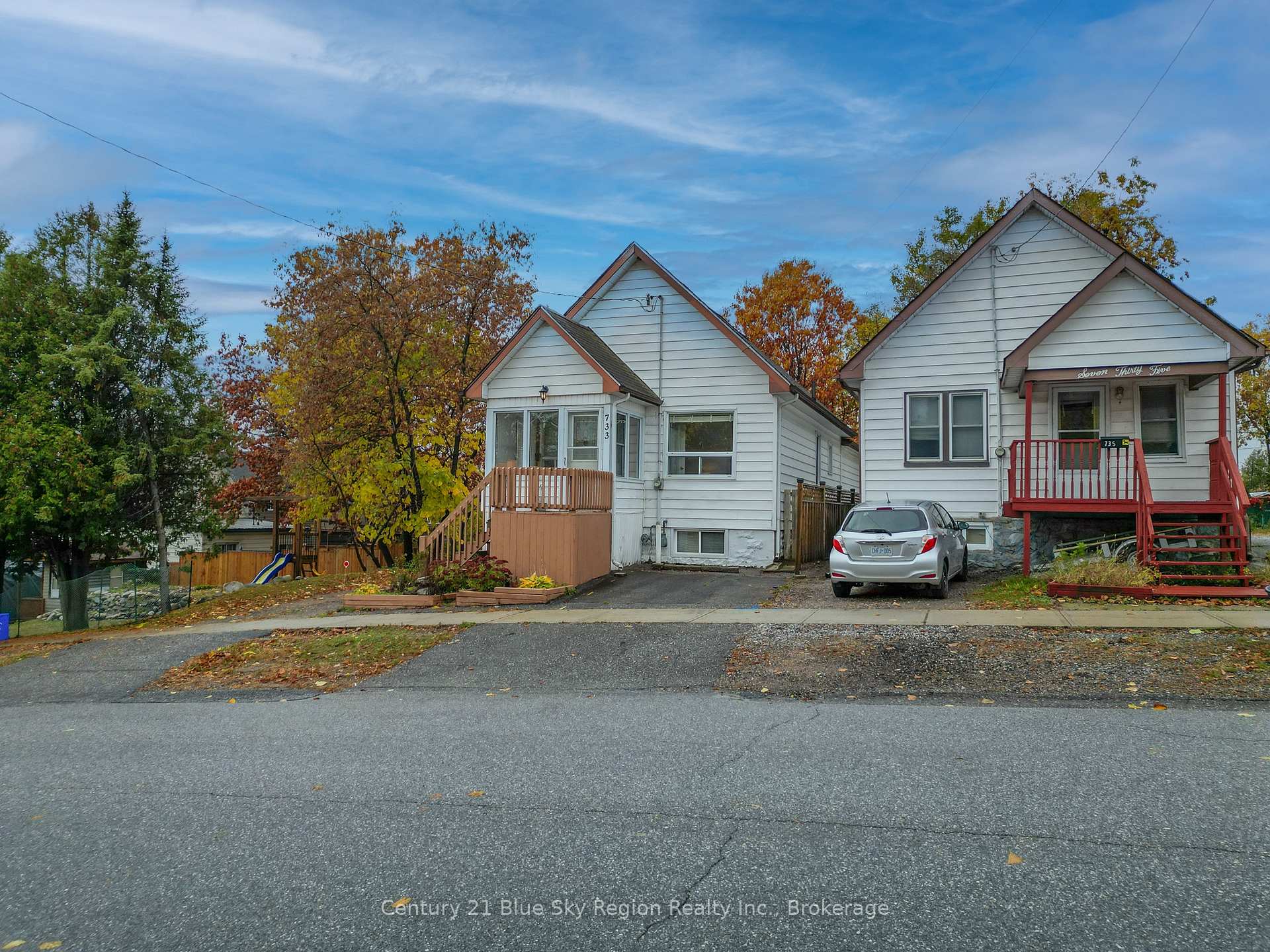 Photo 2 of 733 Morin Street, North Bay, Central — HOMEH